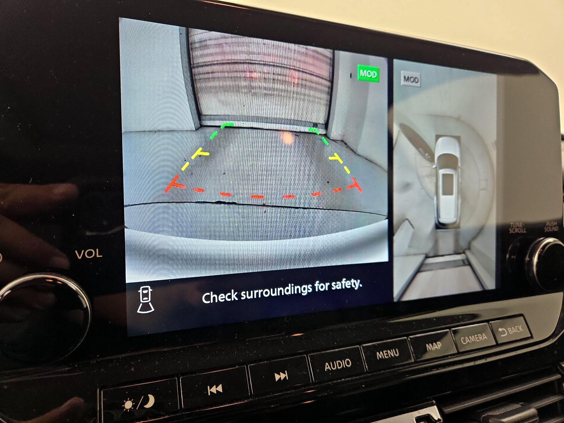 Thumbnail: 2022 Nissan Pathfinder - 15