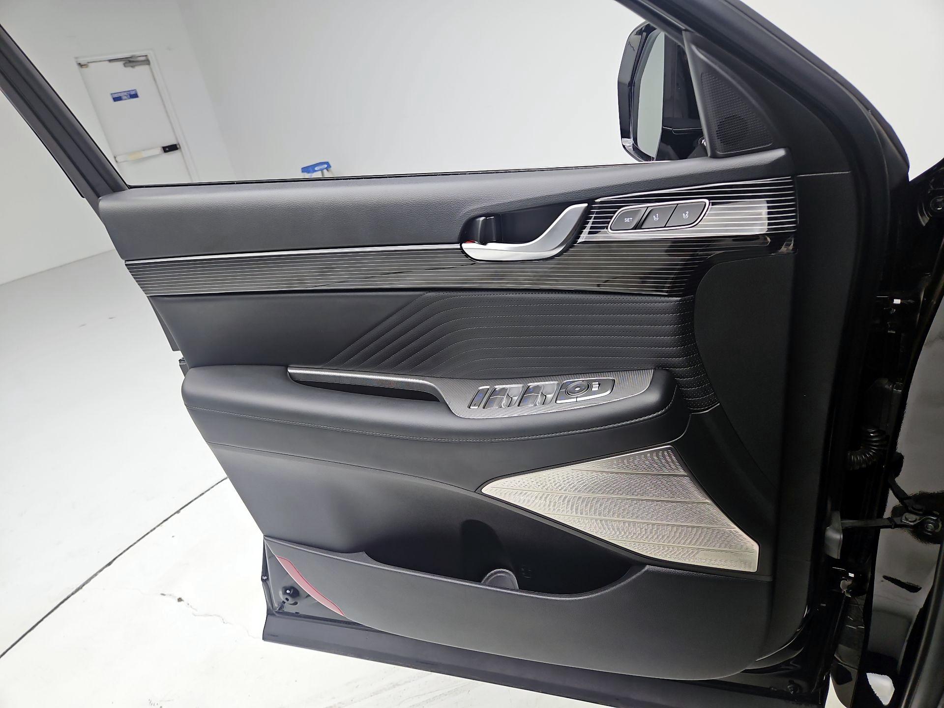 Thumbnail: 2024 Hyundai Palisade - 10