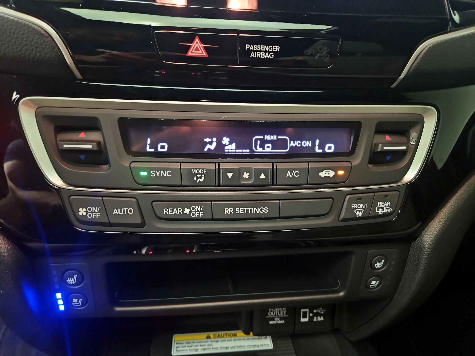Thumbnail: 2019 Honda Passport - 14