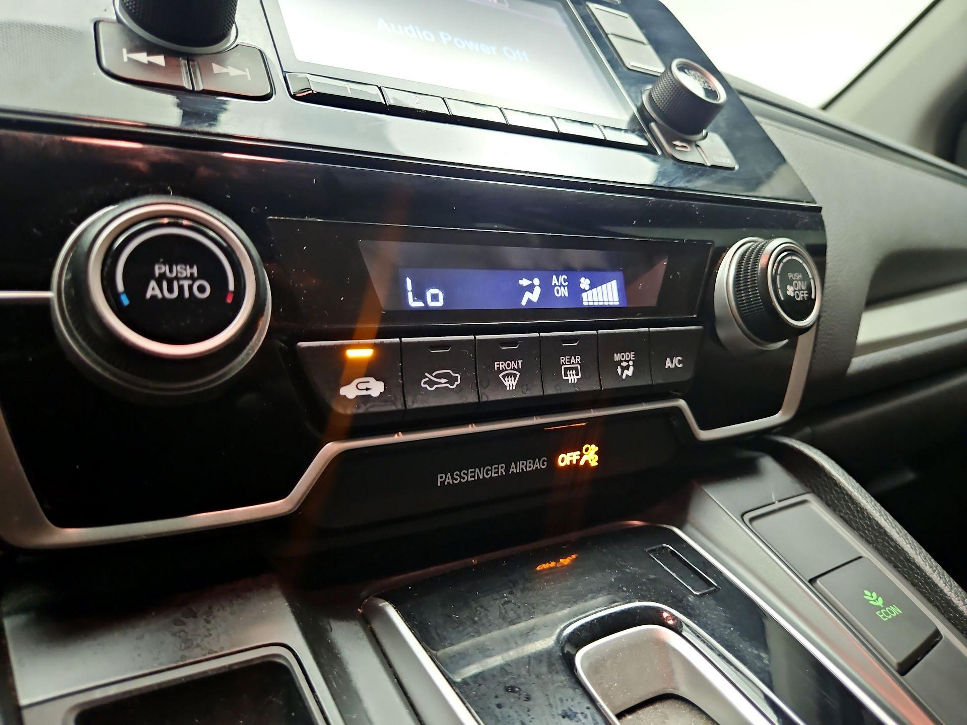 Thumbnail: 2019 Honda CR-V - 16