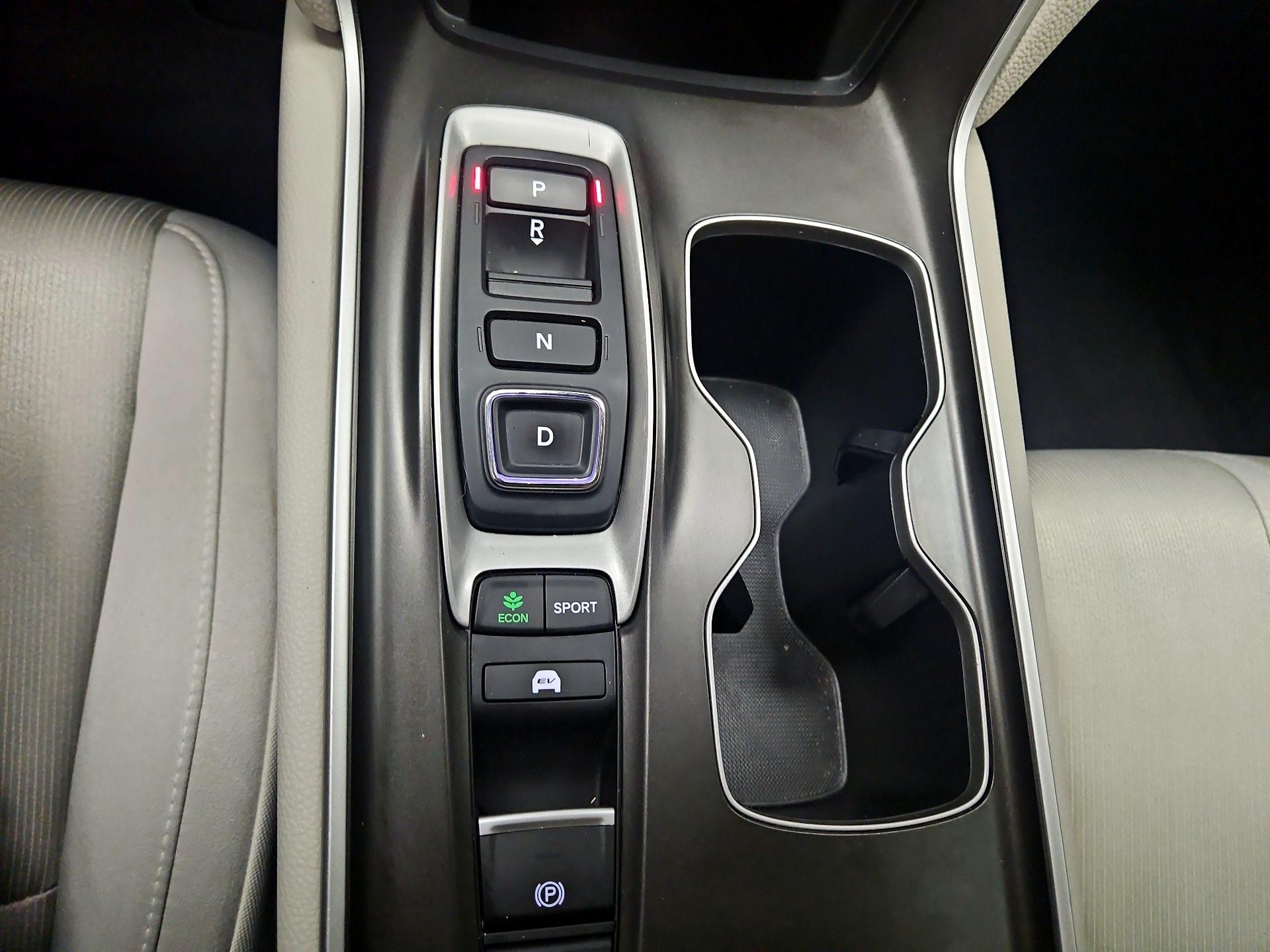 Thumbnail: 2019 Honda Accord - 15