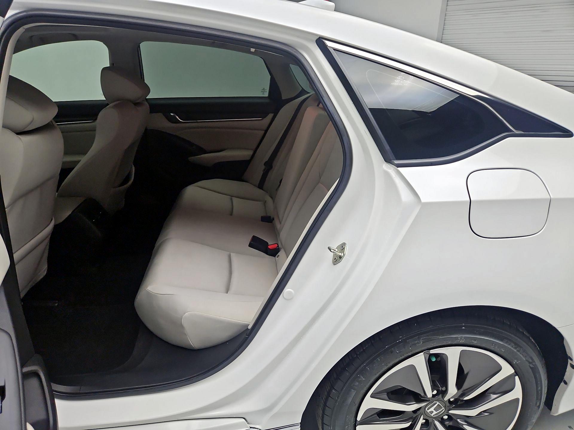 Thumbnail: 2019 Honda Accord - 18