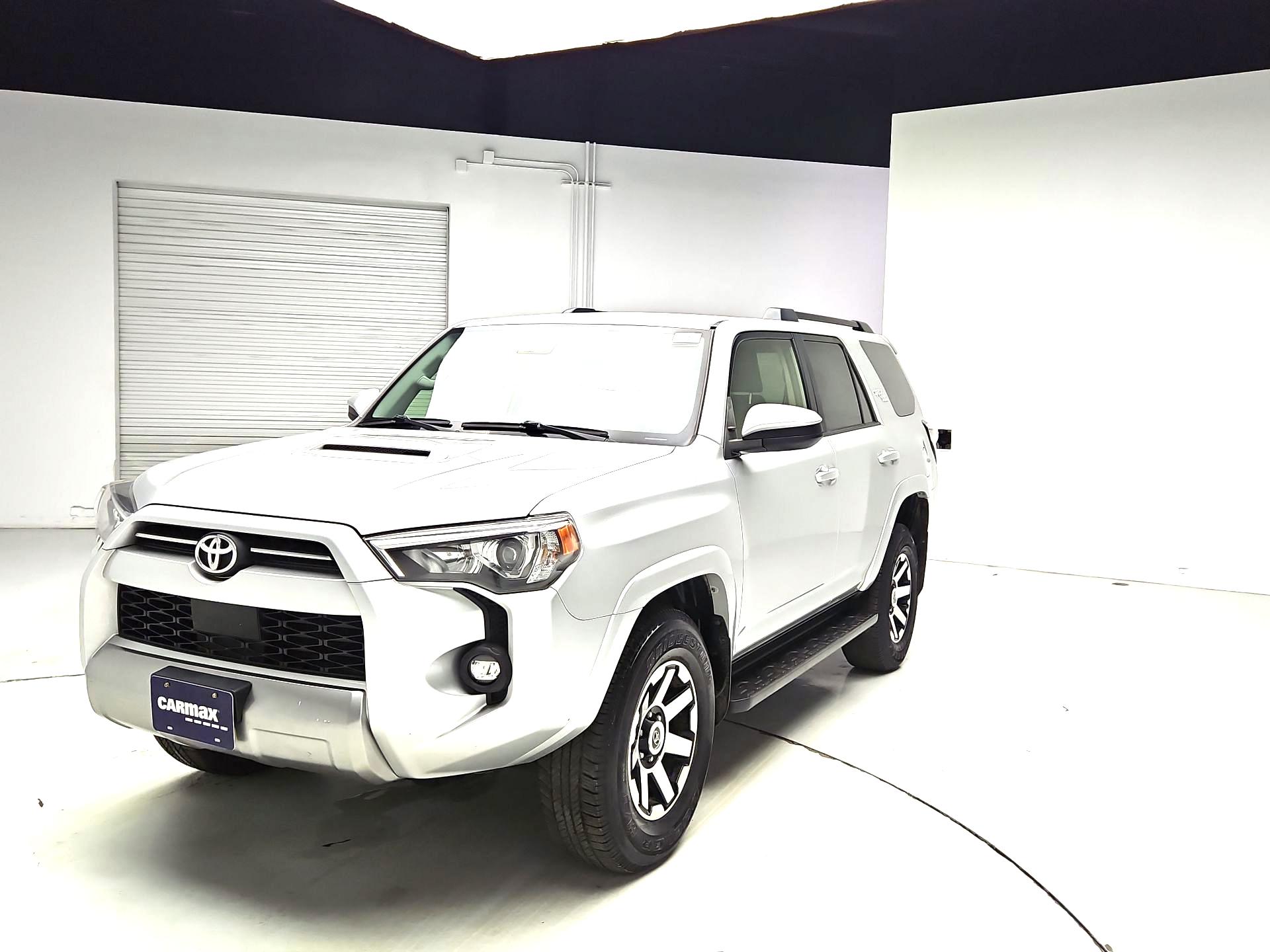 Thumbnail: 2022 Toyota 4Runner - 3
