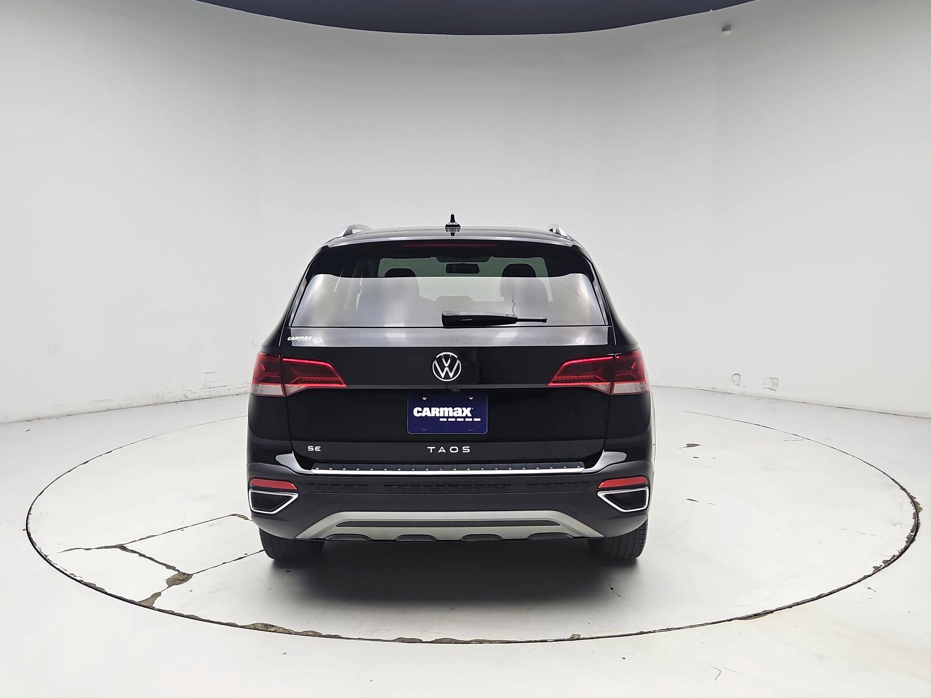 Thumbnail: 2022 Volkswagen Taos - 6