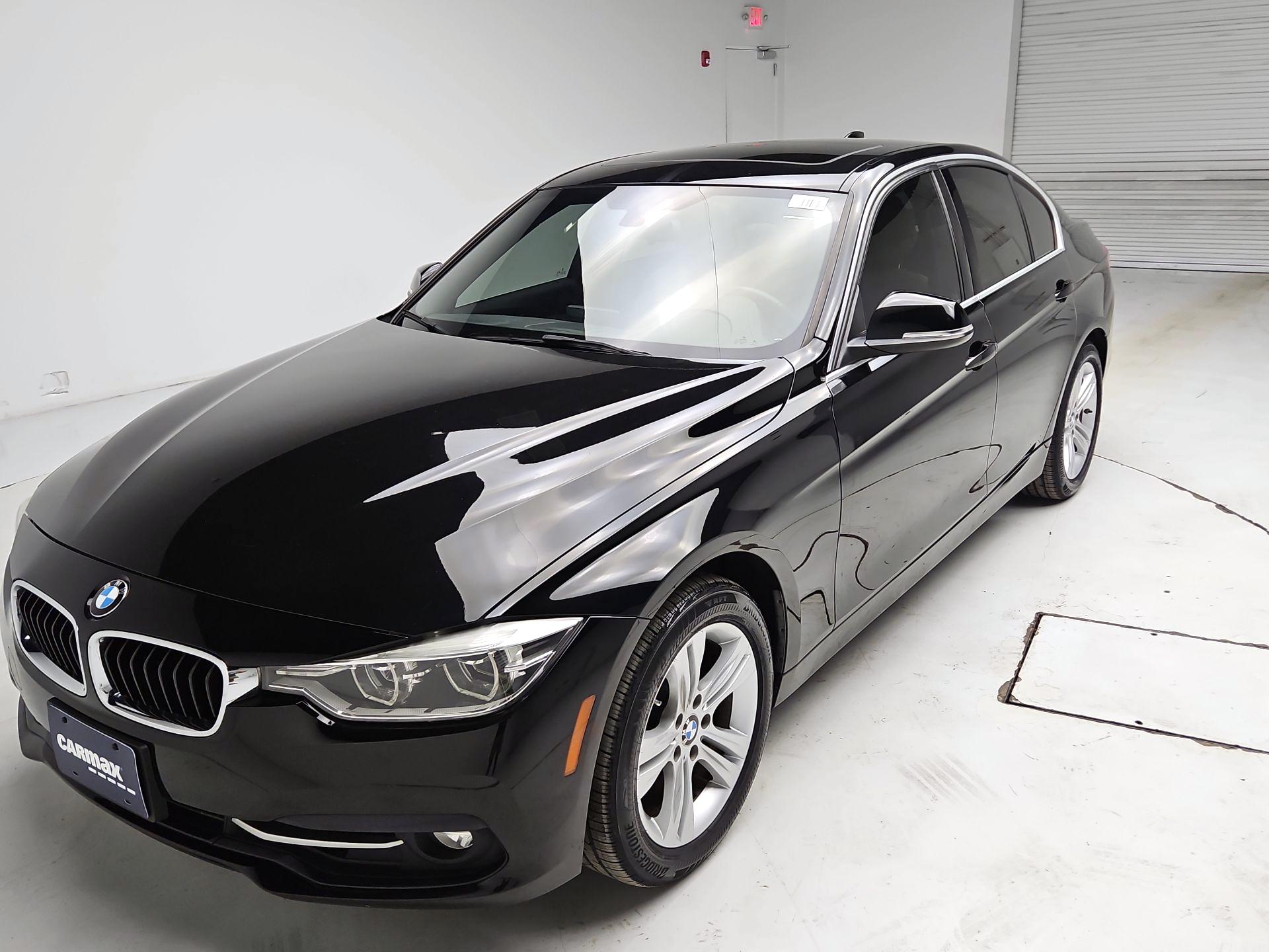 Thumbnail: 2018 BMW 3 Series - 3