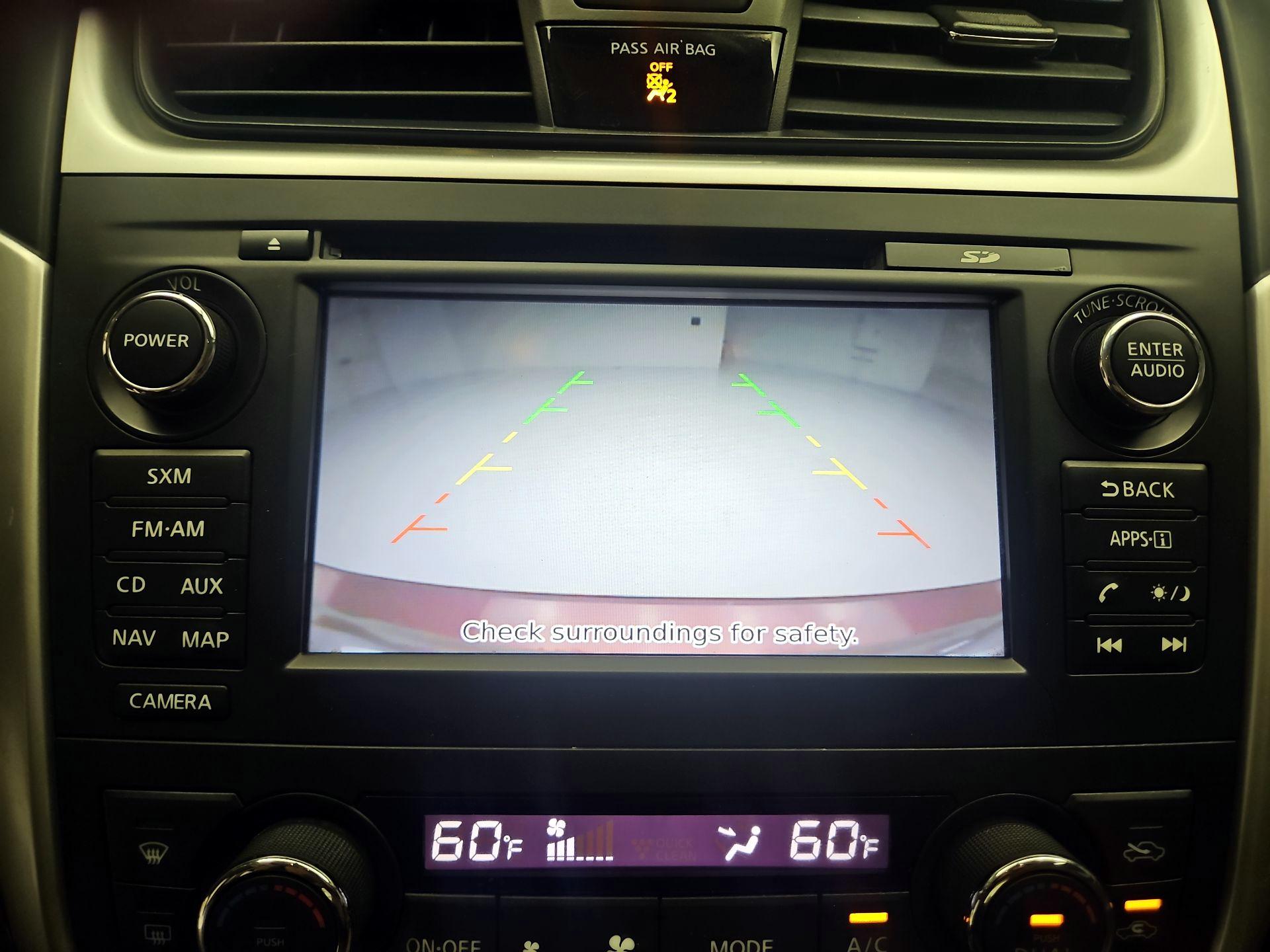 Thumbnail: 2016 Nissan Altima - 14