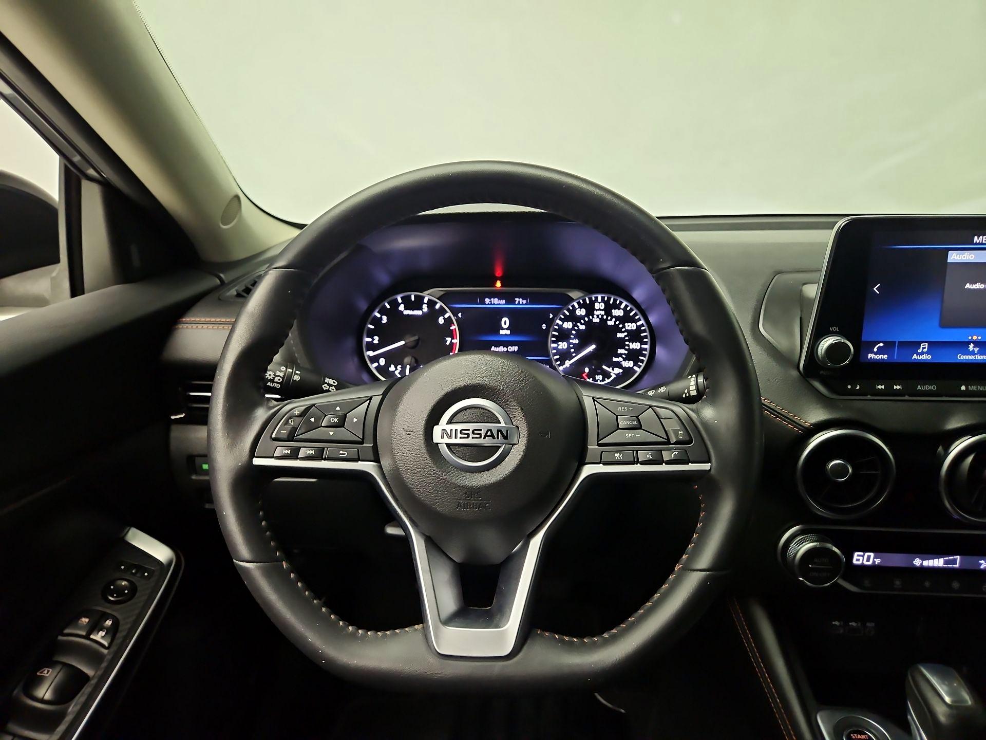 Thumbnail: 2021 Nissan Sentra - 10