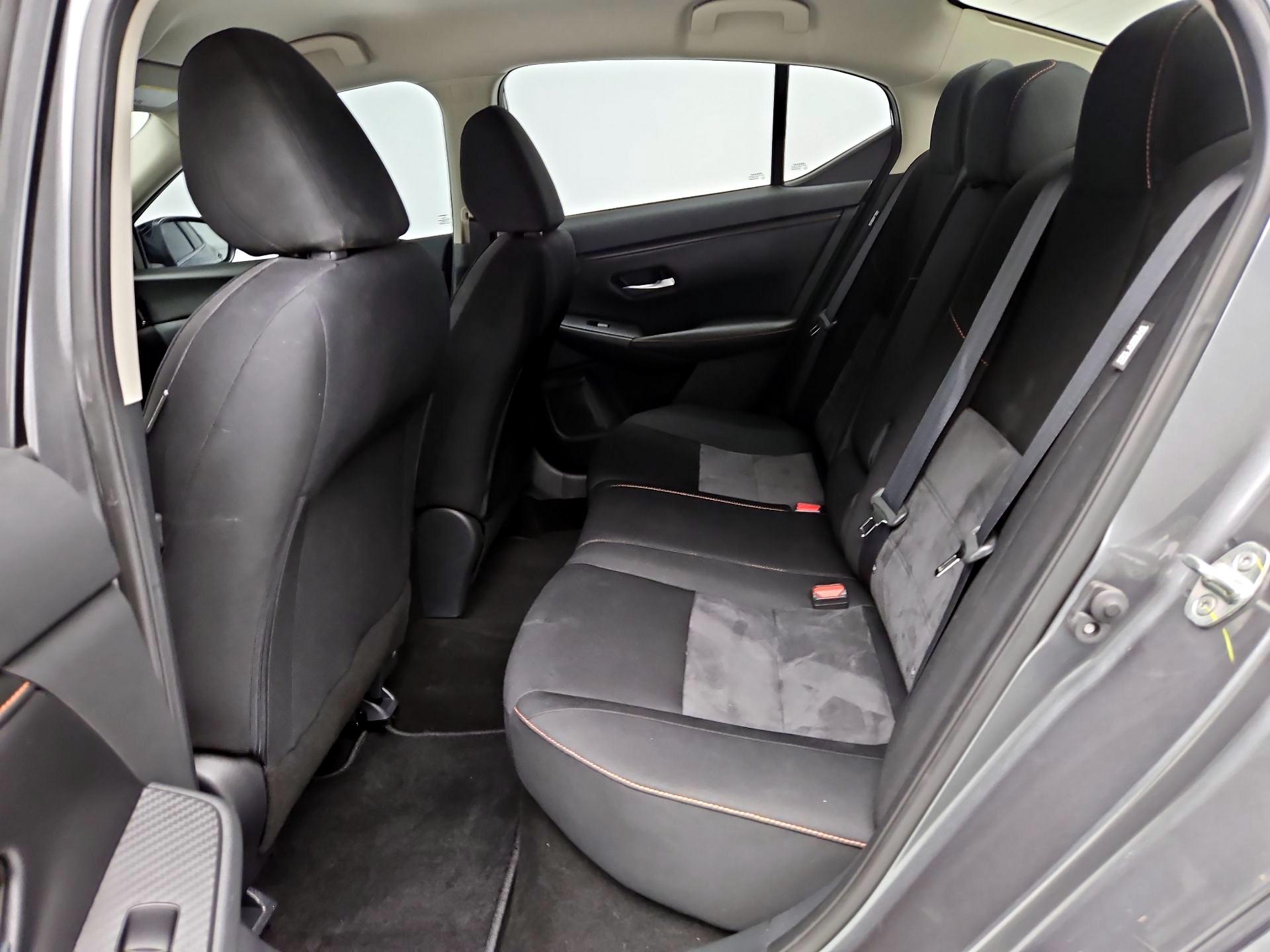 Thumbnail: 2021 Nissan Sentra - 19