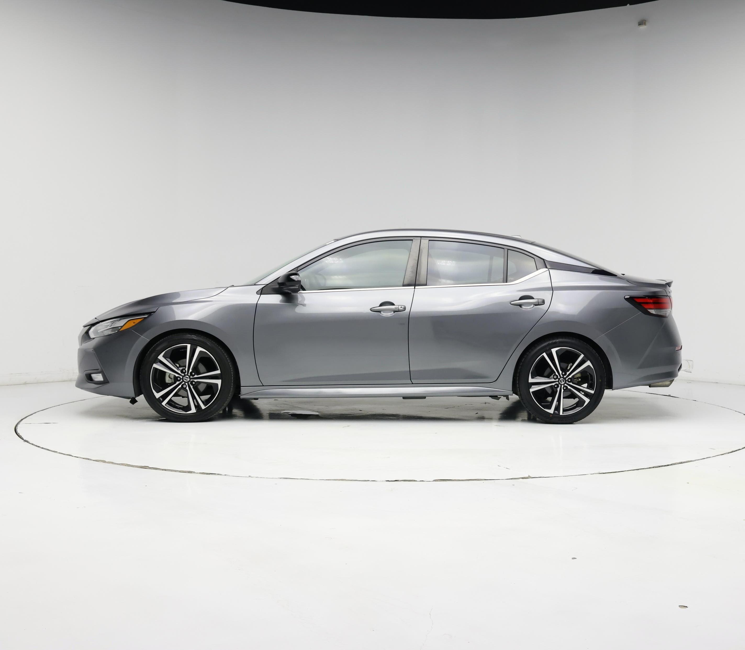 Thumbnail: 2021 Nissan Sentra - 3