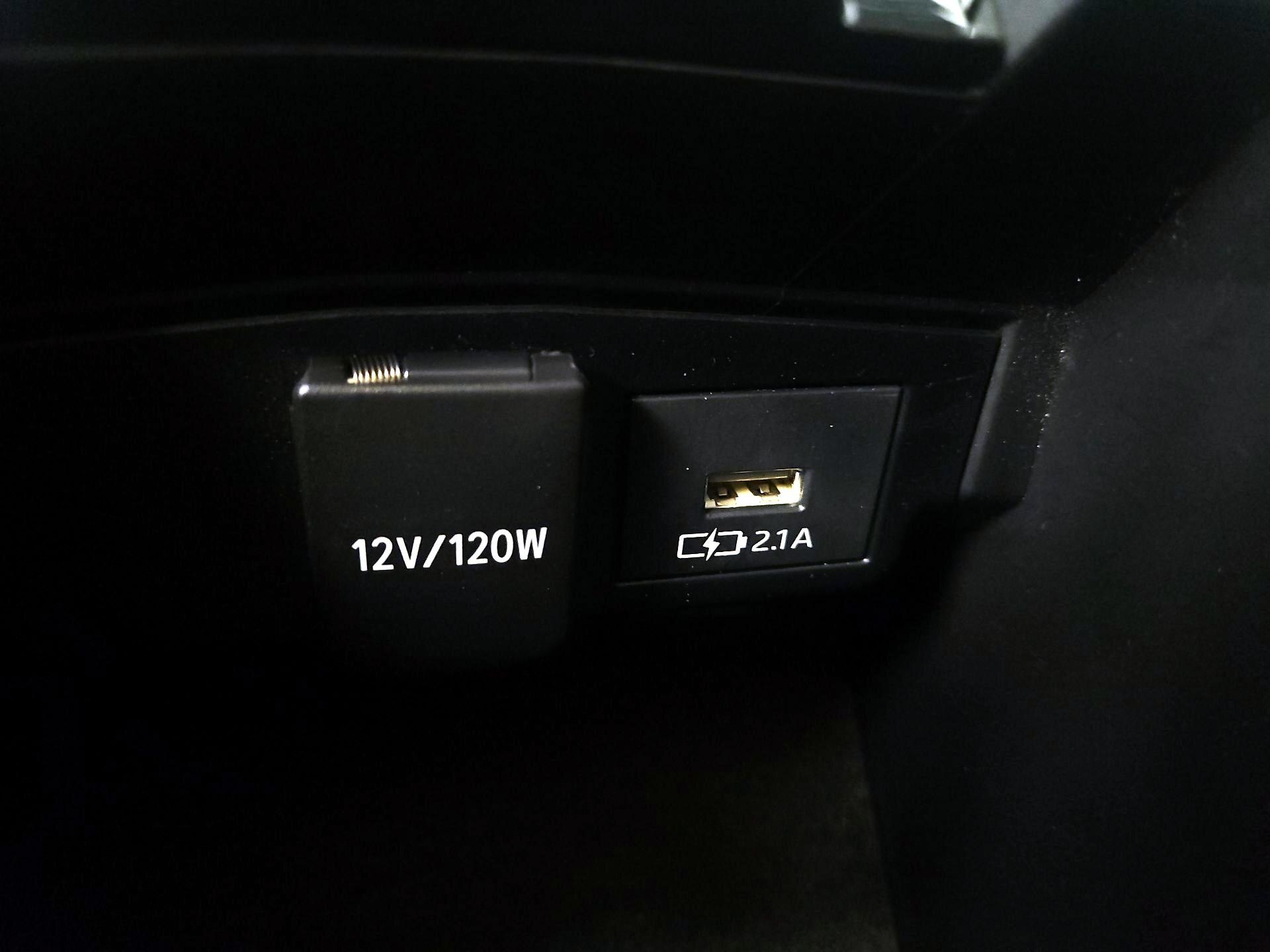 Thumbnail: 2021 Toyota Corolla - 16