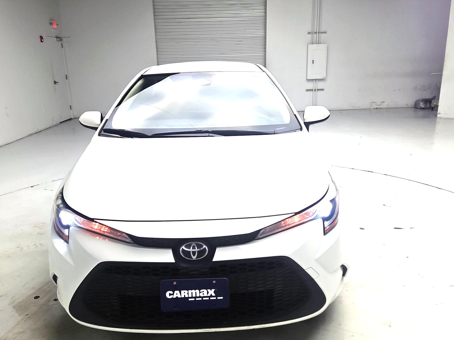 Thumbnail: 2021 Toyota Corolla - 2
