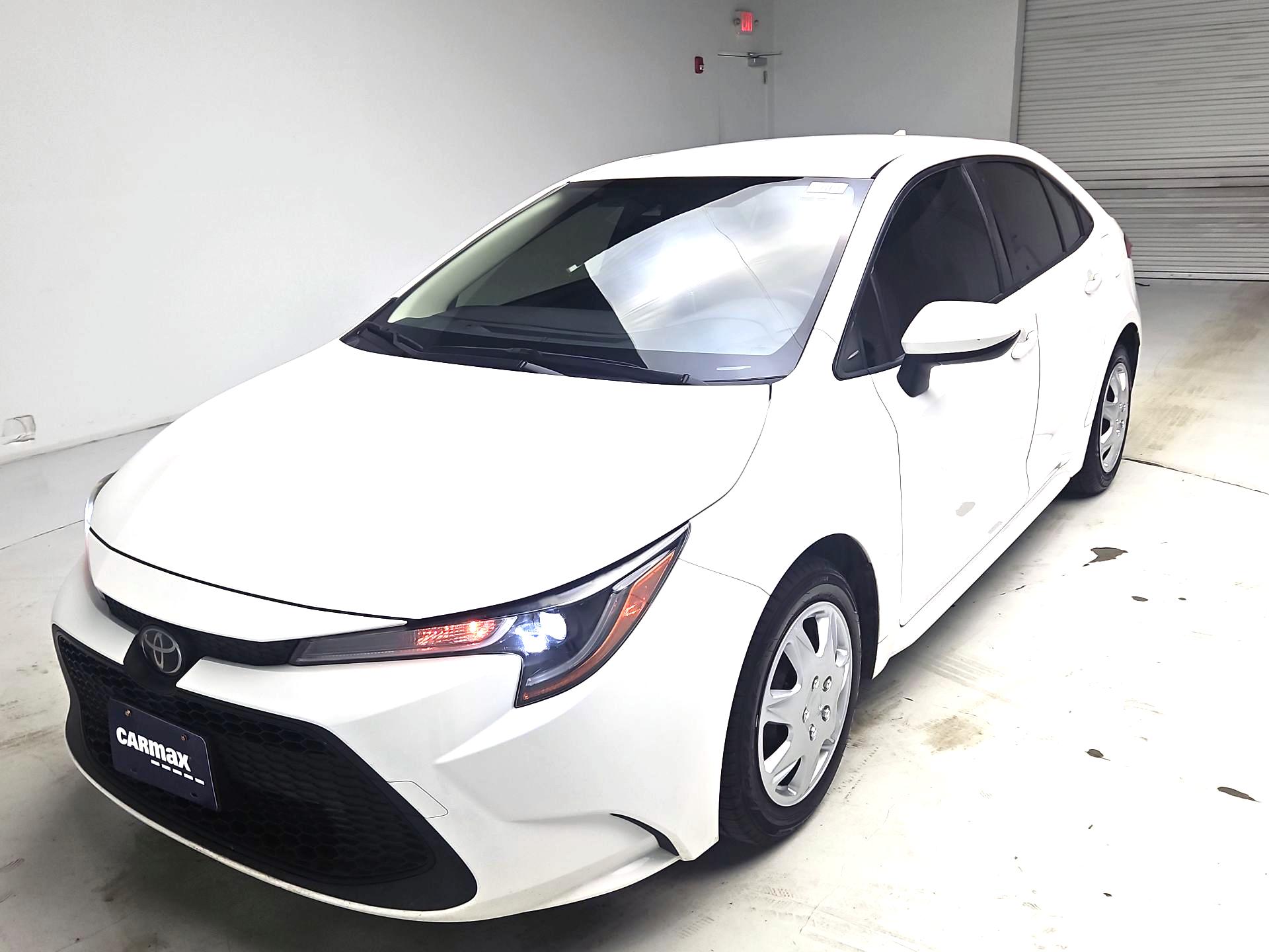 Thumbnail: 2021 Toyota Corolla - 3