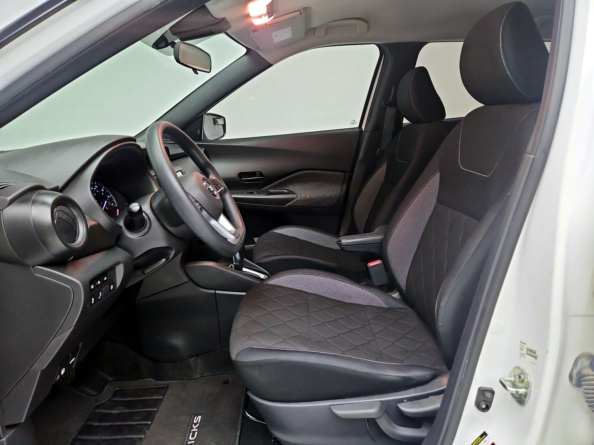 Thumbnail: 2020 Nissan Kicks - 9