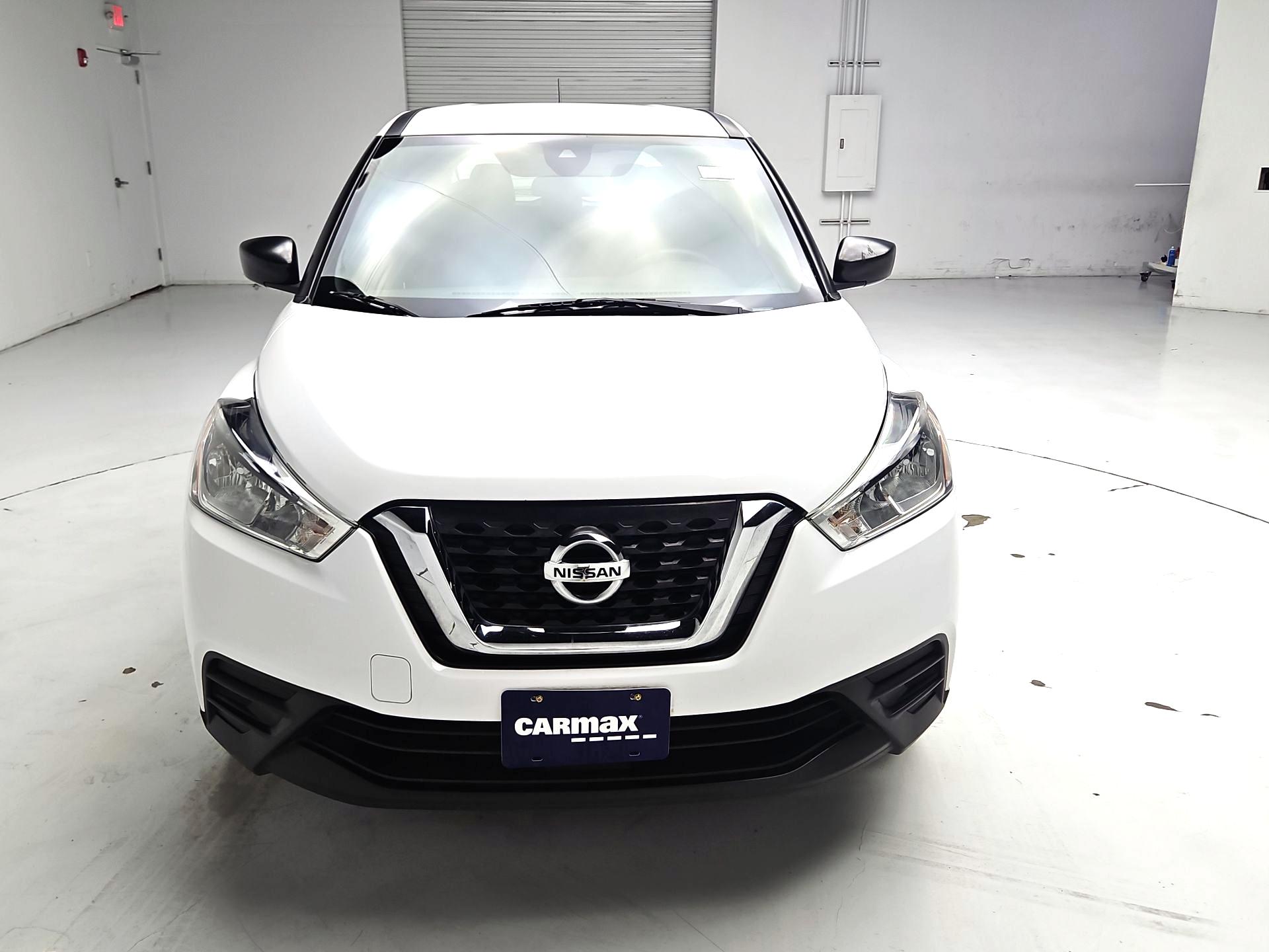 Thumbnail: 2020 Nissan Kicks - 2