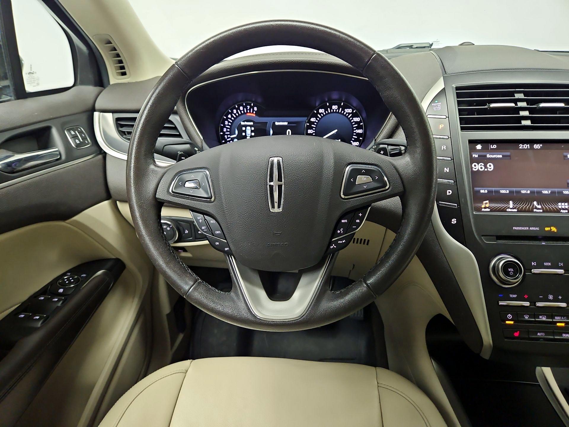Thumbnail: 2019 Lincoln MKC - 10