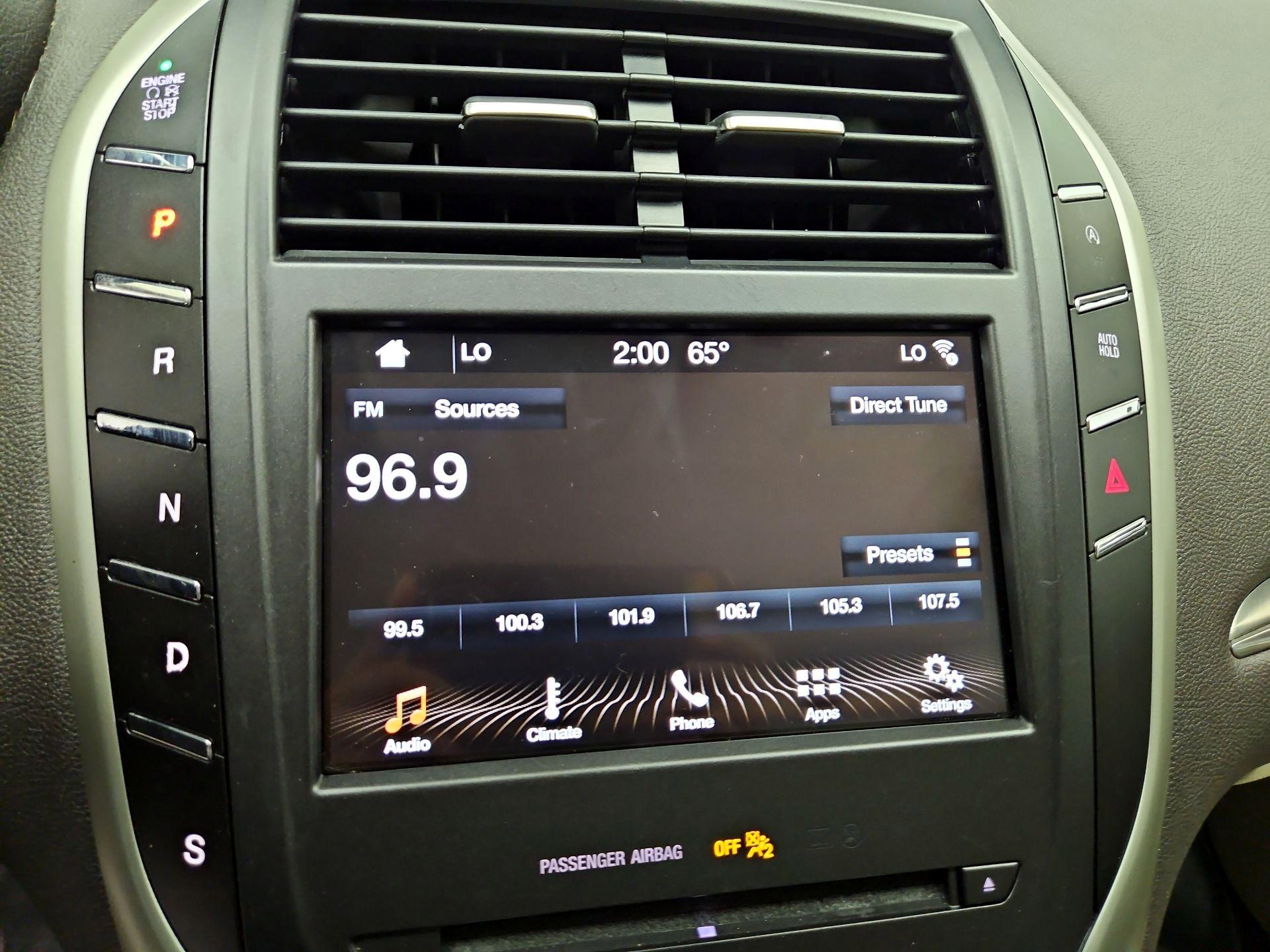Thumbnail: 2019 Lincoln MKC - 15
