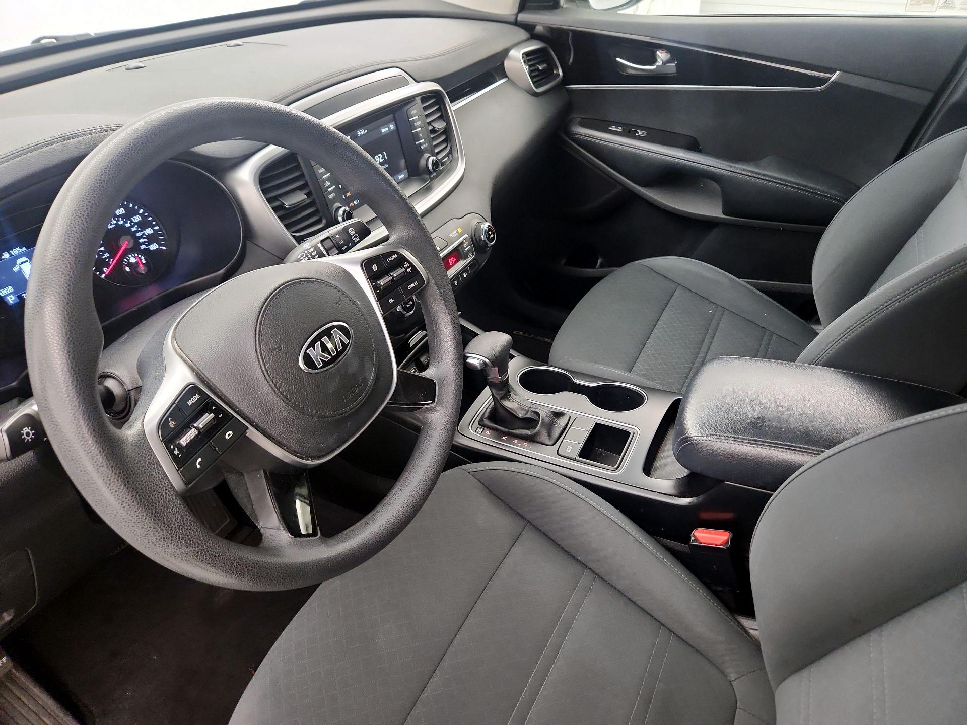 Thumbnail: 2019 Kia Sorento - 11