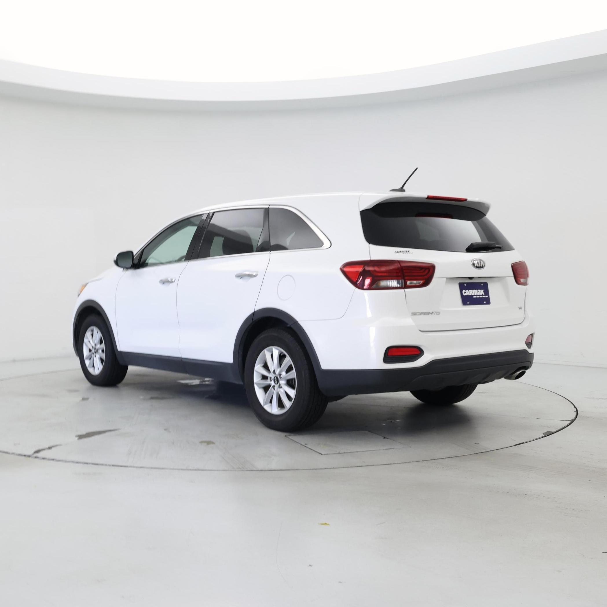 Thumbnail: 2019 Kia Sorento - 2
