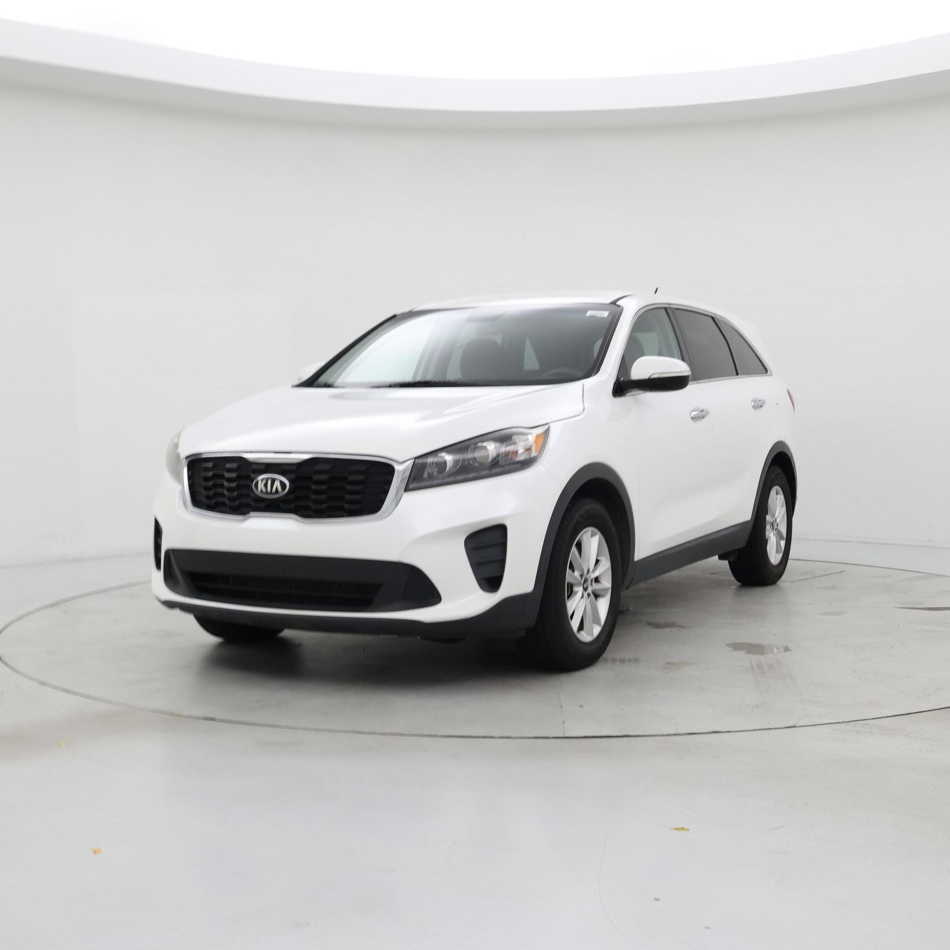 Thumbnail: 2019 Kia Sorento - 4