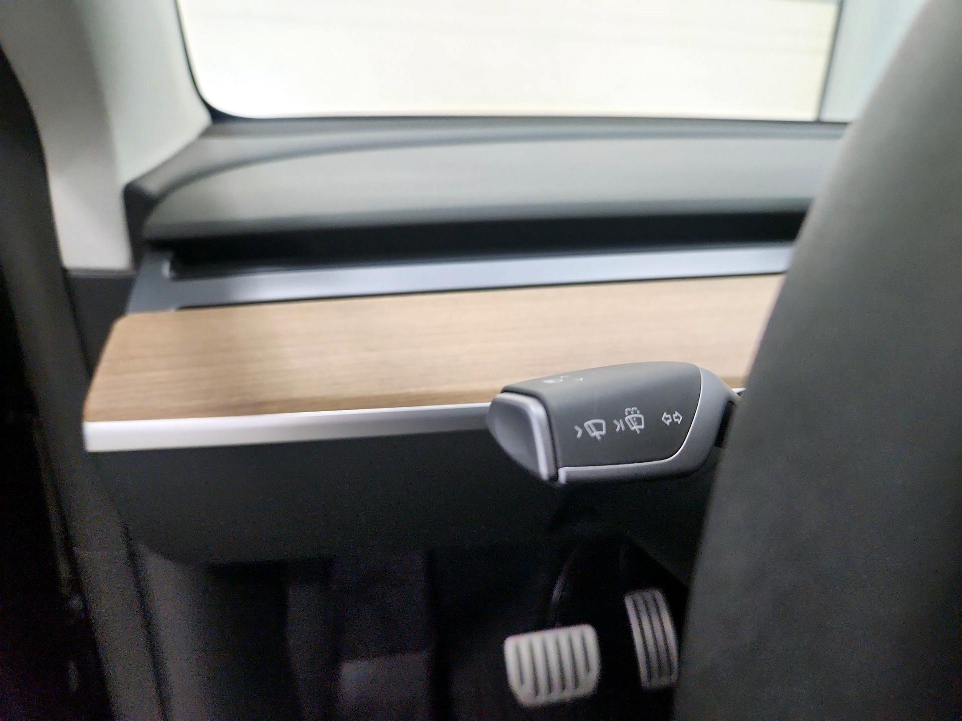 Thumbnail: 2025 Tesla Model Y - 13
