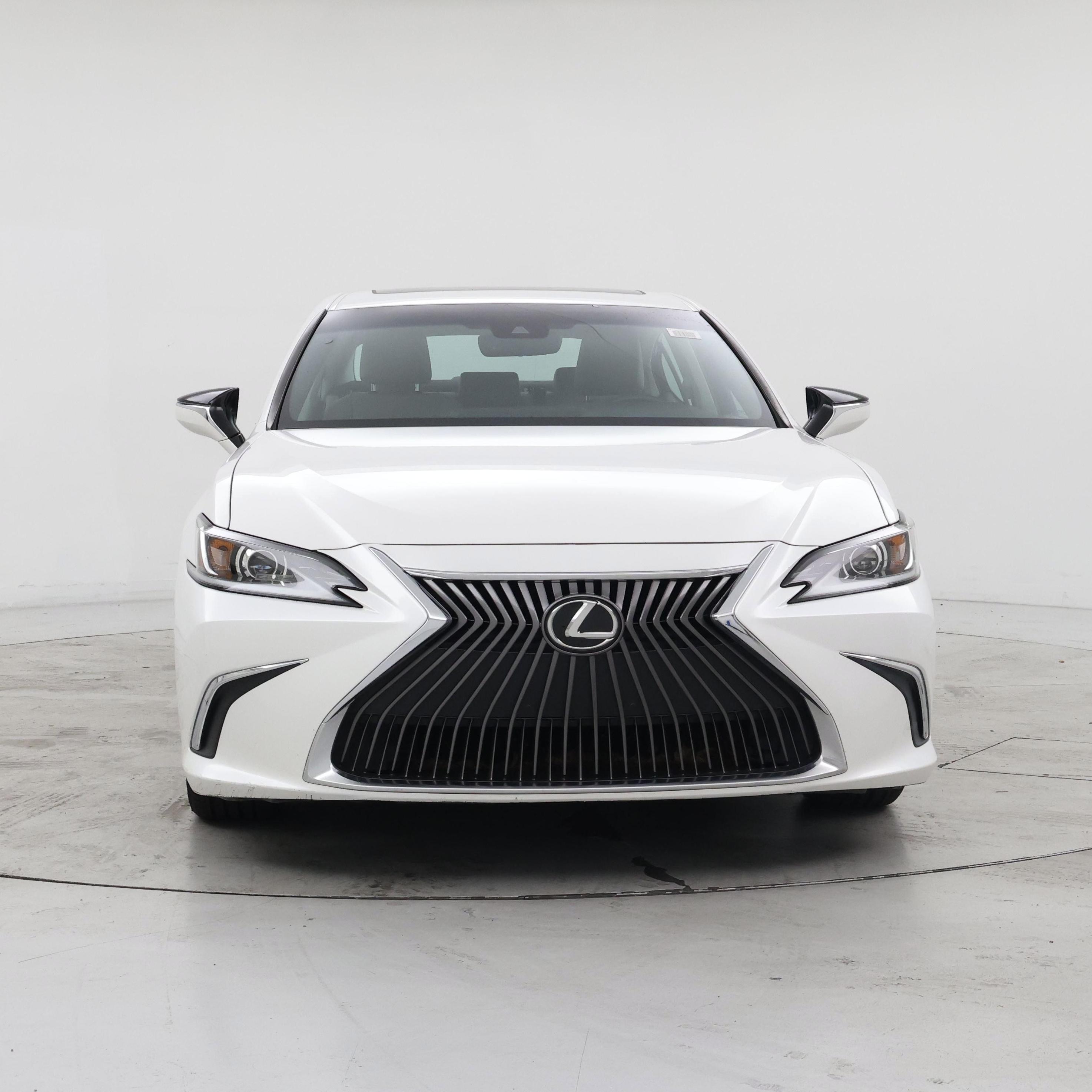 Thumbnail: 2019 Lexus ES - 5