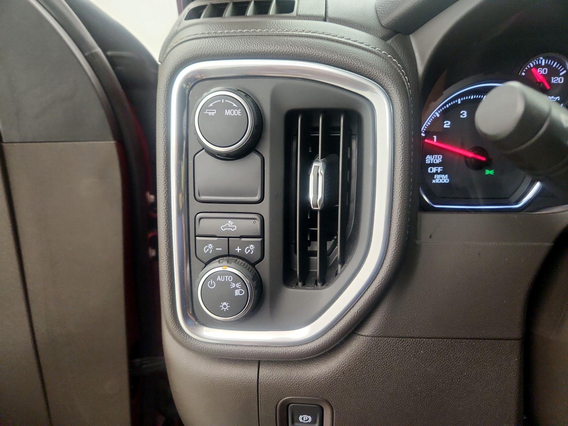 Thumbnail: 2020 Chevrolet Silverado 1500 - 13