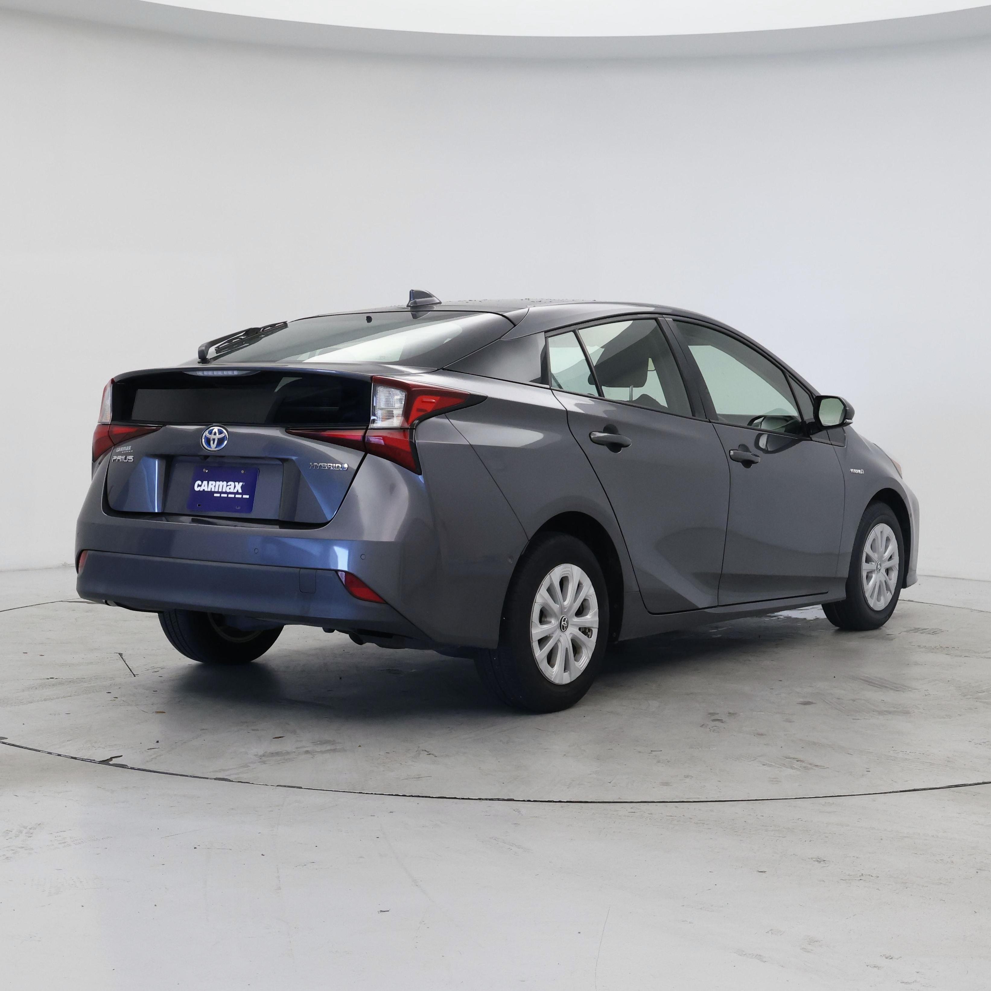 Thumbnail: 2020 Toyota Prius - 8