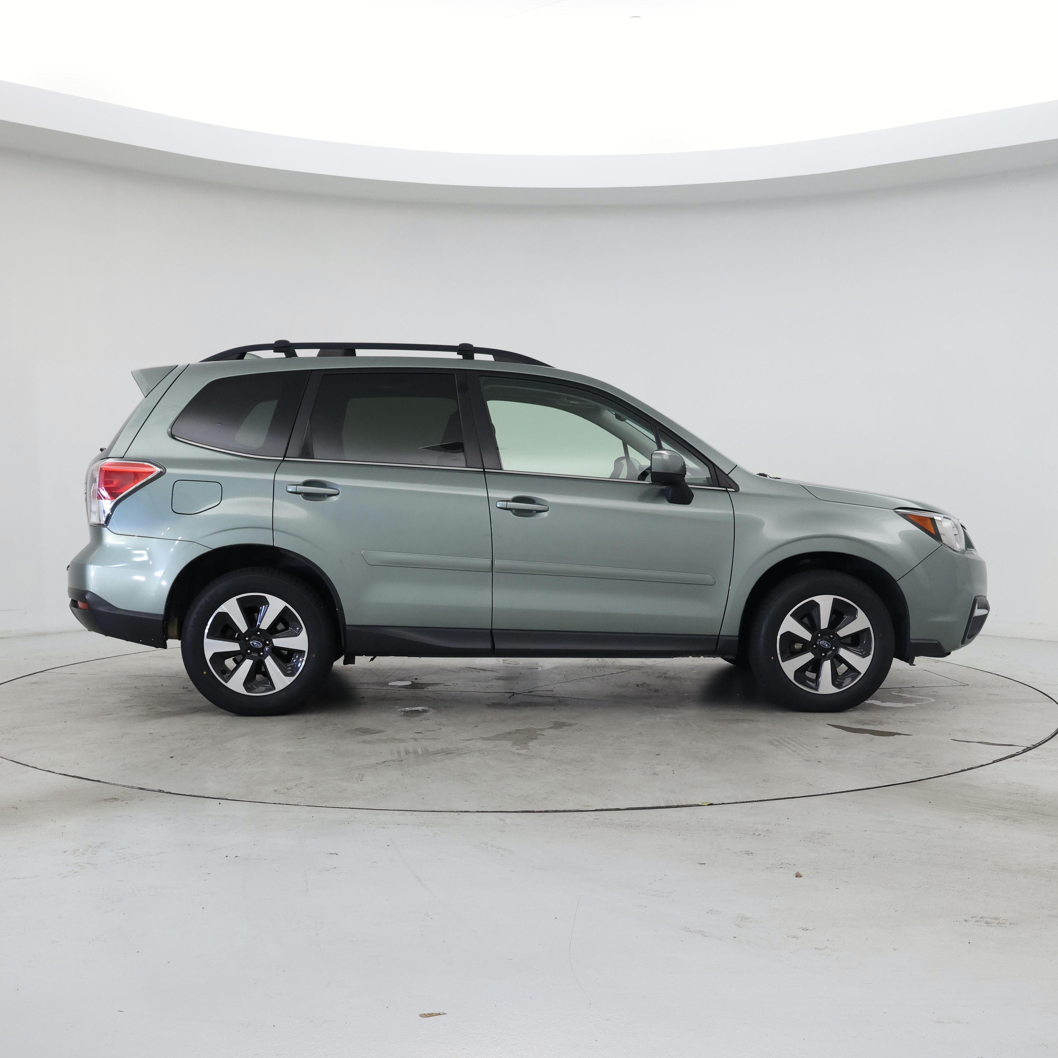 Thumbnail: 2017 Subaru Forester - 7