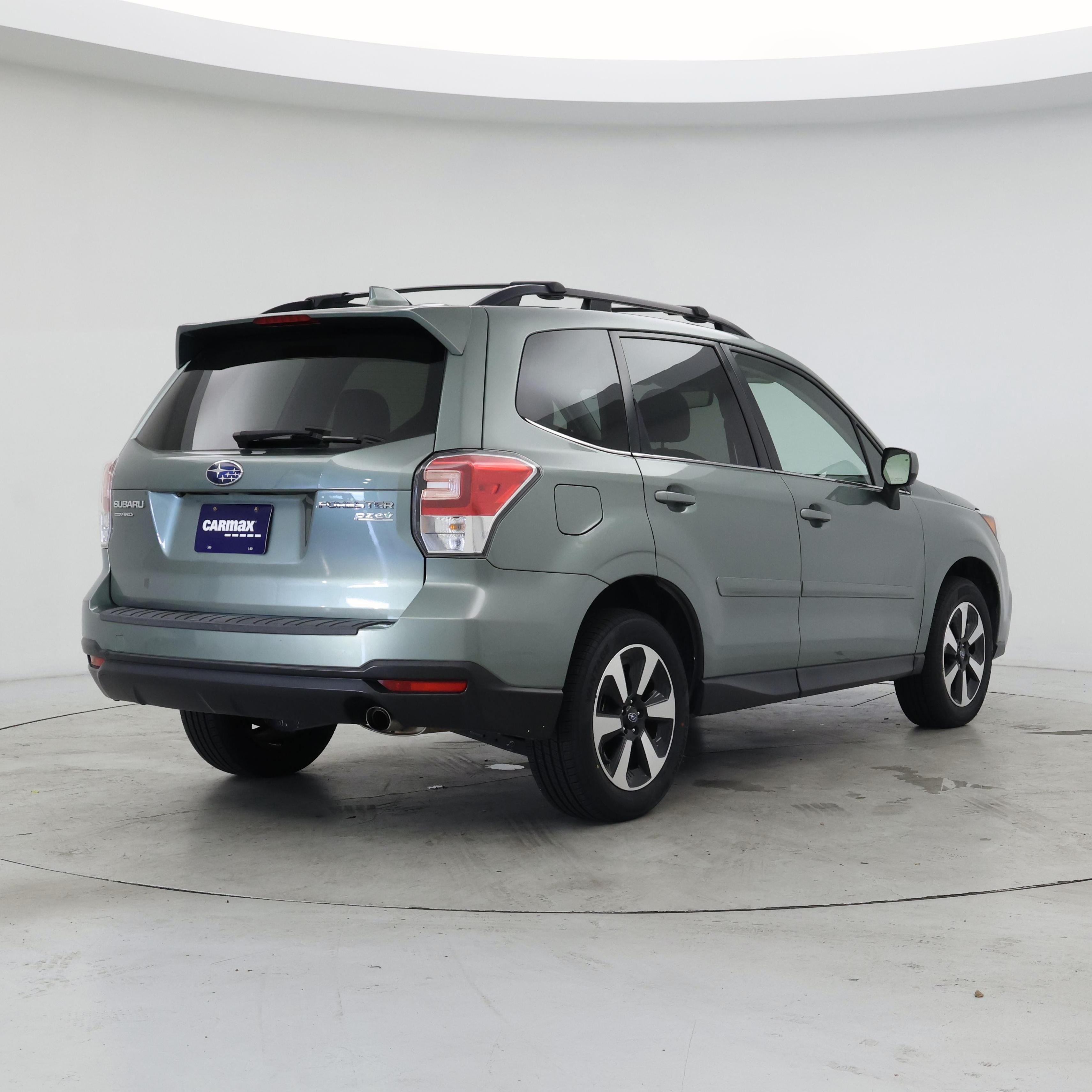Thumbnail: 2017 Subaru Forester - 8