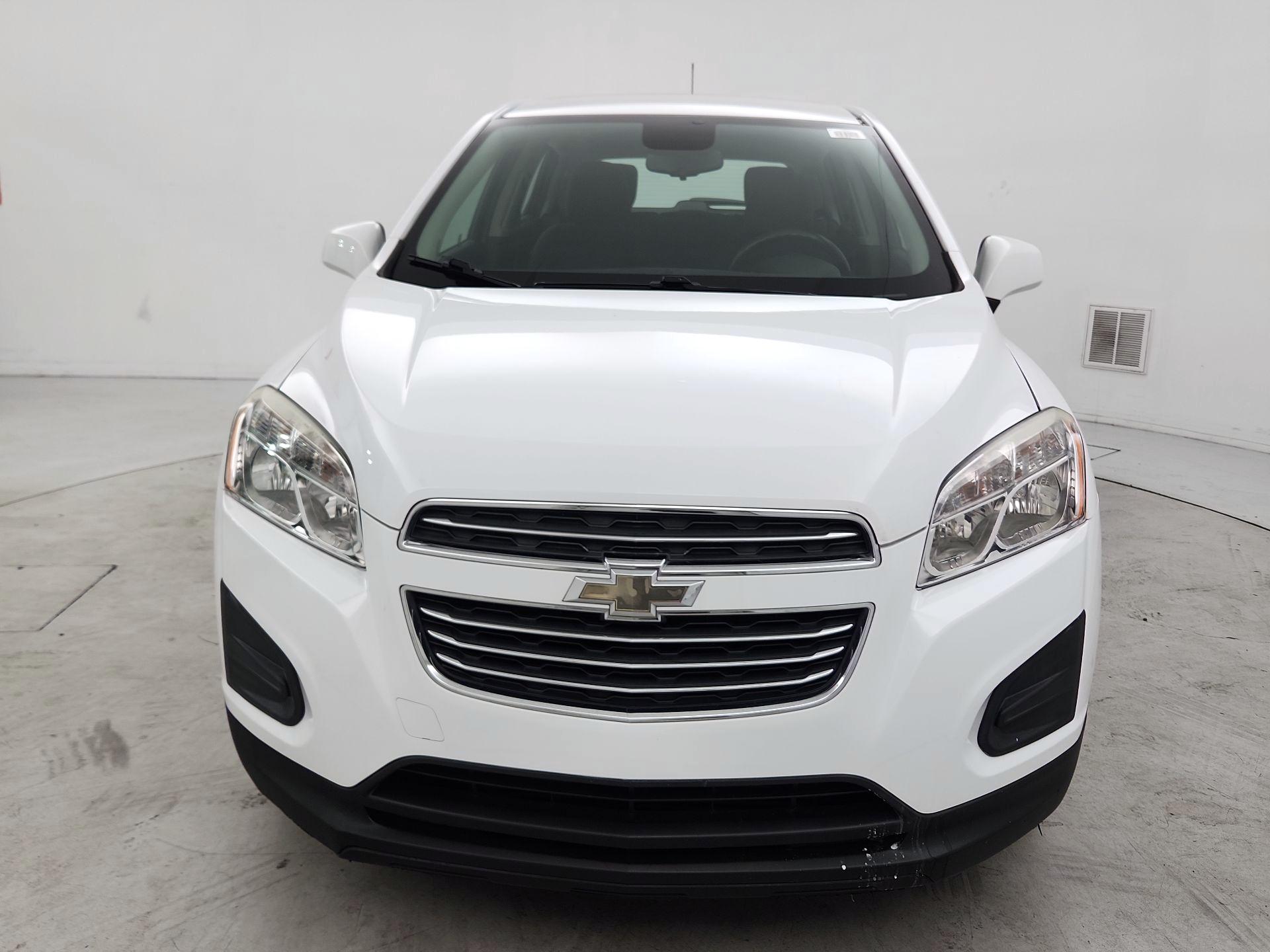 Thumbnail: 2016 Chevrolet Trax - 2