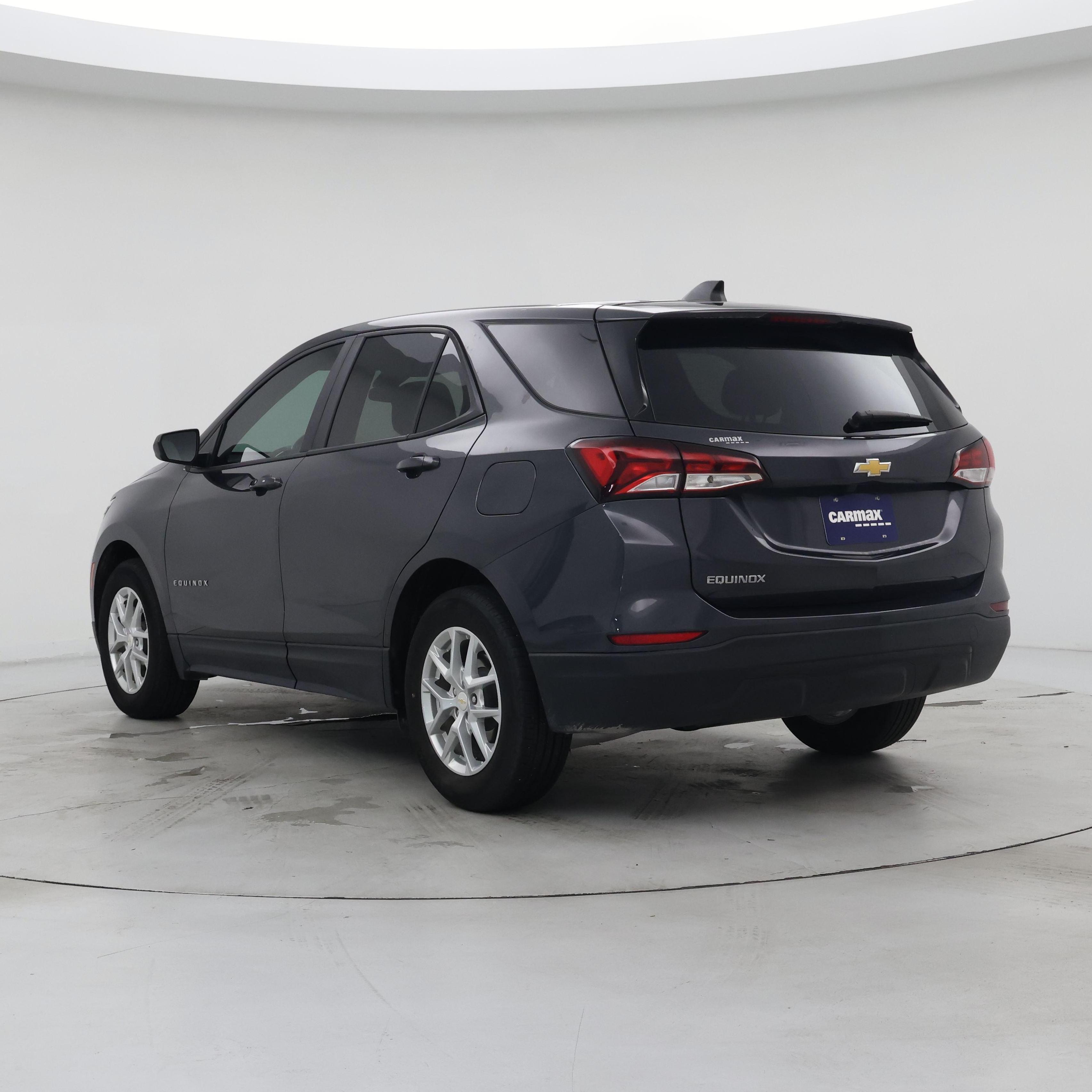 Thumbnail: 2022 Chevrolet Equinox - 2