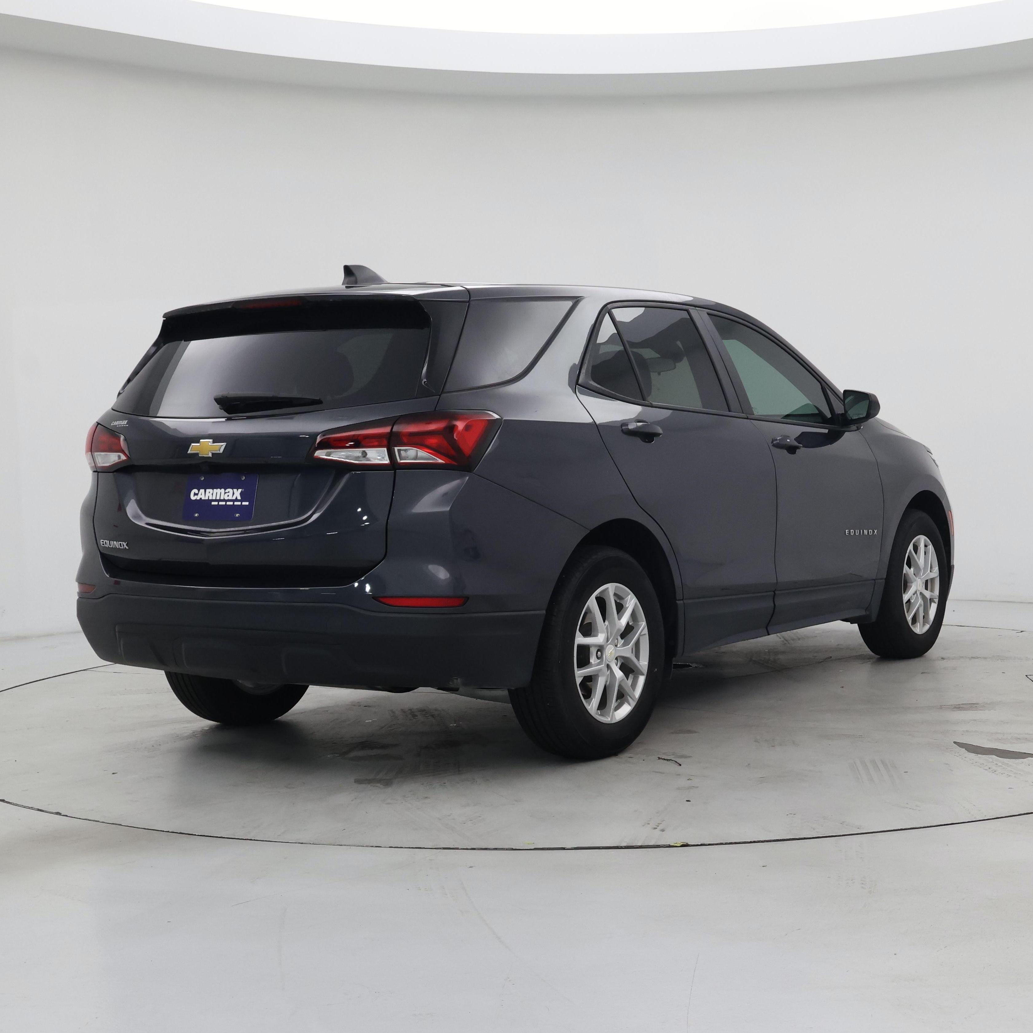 Thumbnail: 2022 Chevrolet Equinox - 8