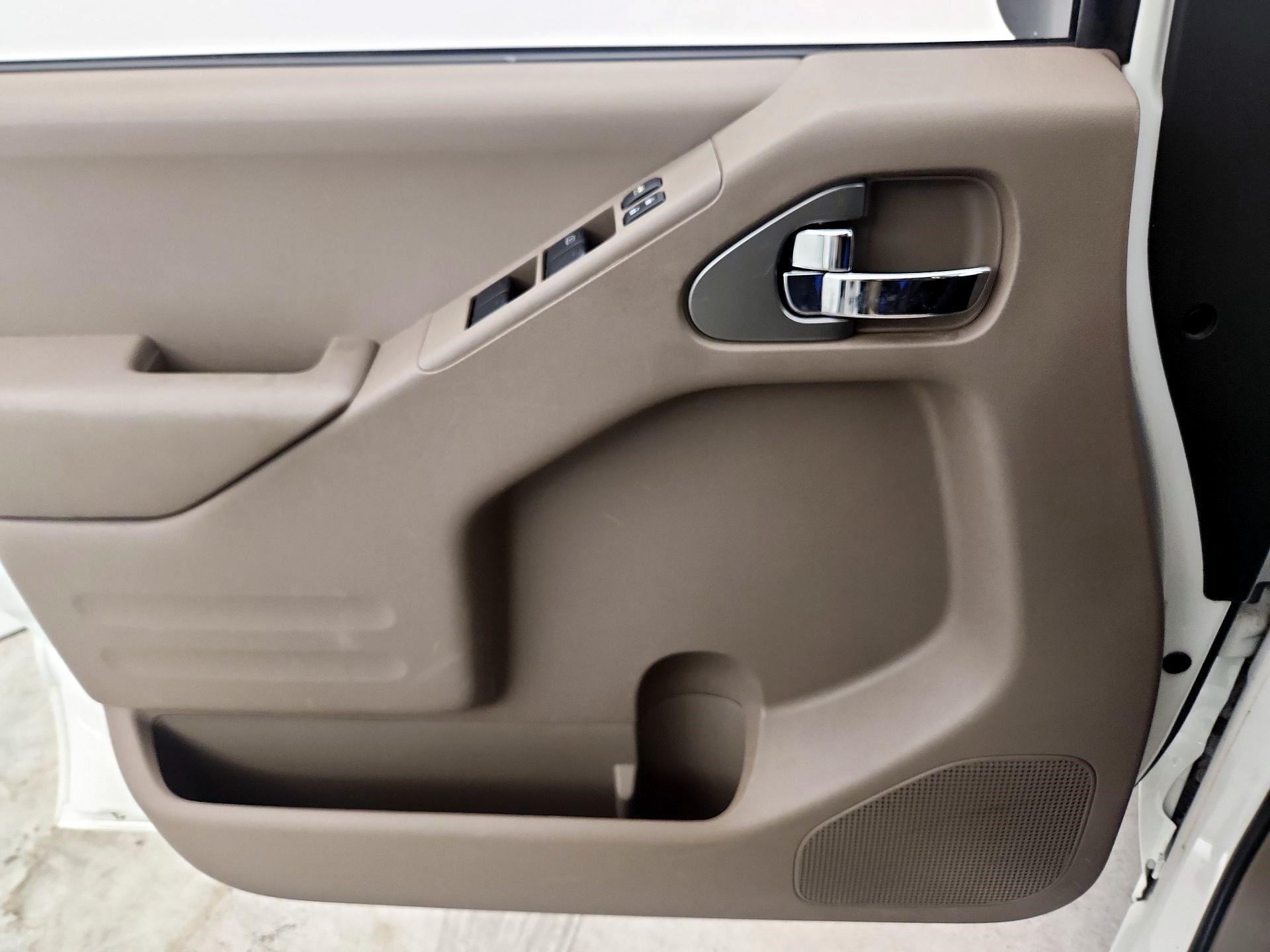 Thumbnail: 2017 Nissan Frontier - 12