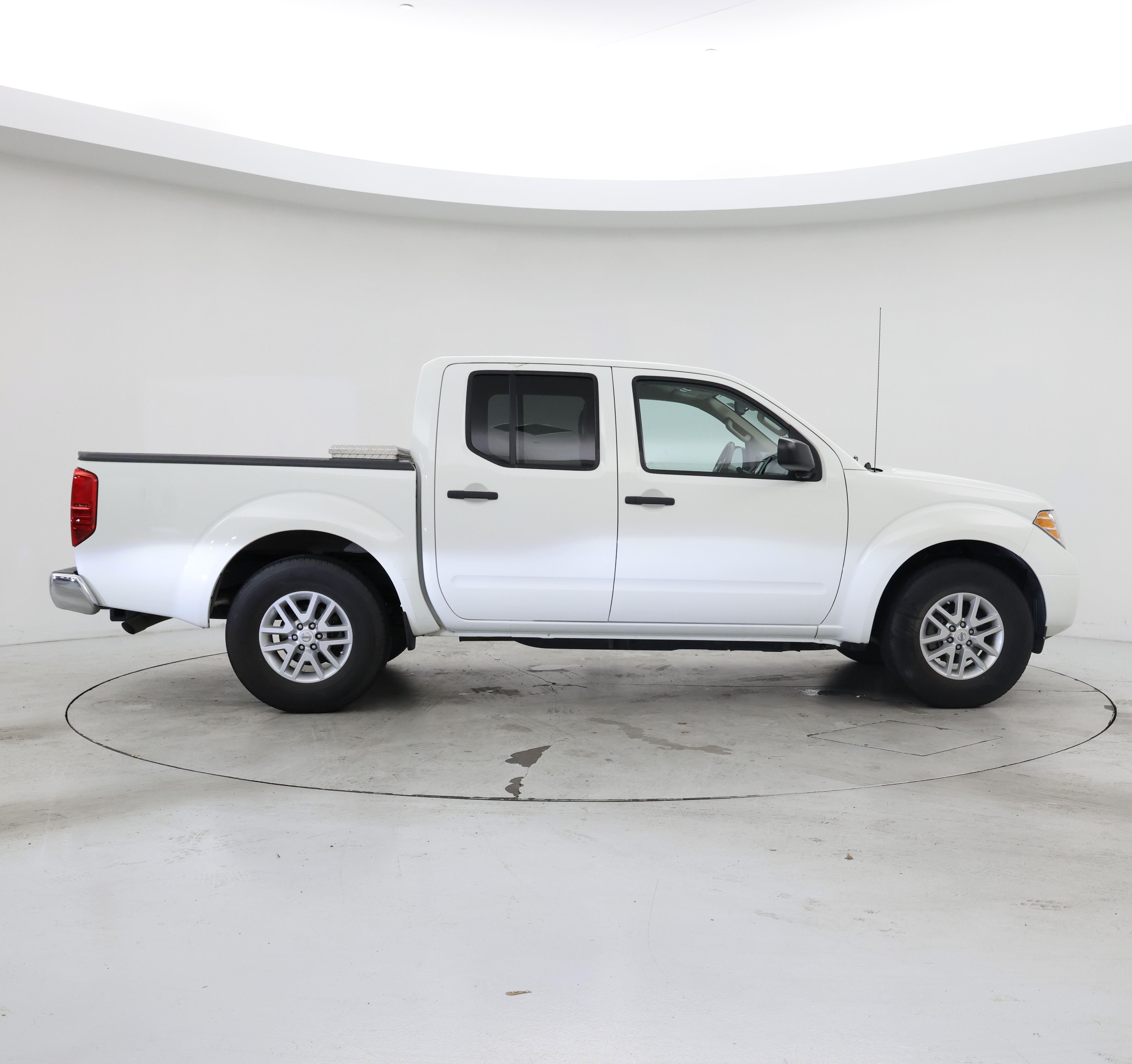 Thumbnail: 2017 Nissan Frontier - 7