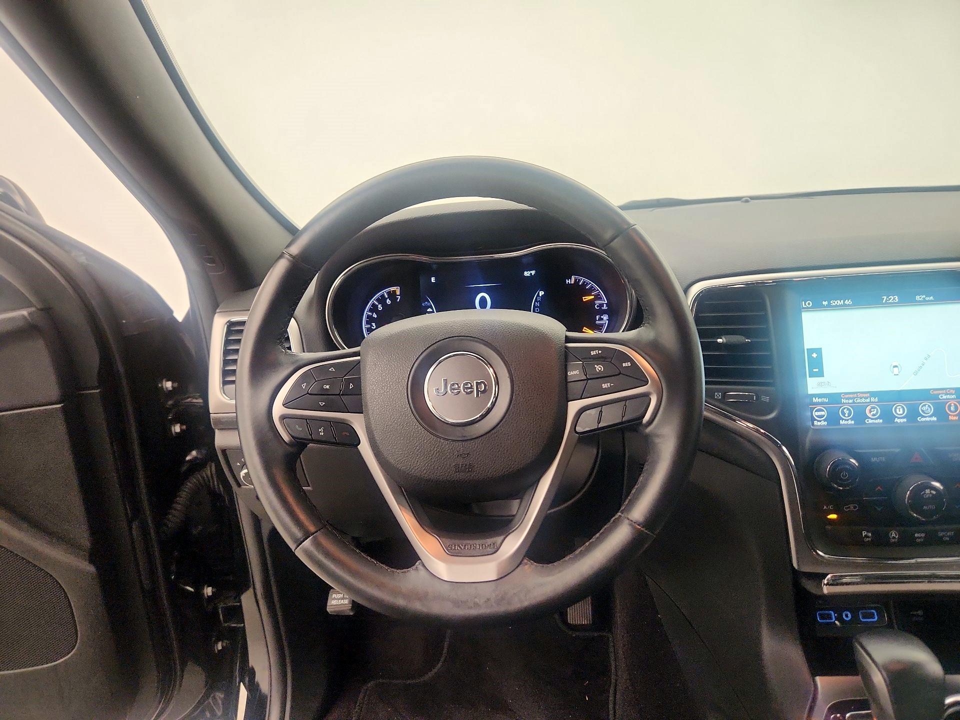 Thumbnail: 2018 Jeep Grand Cherokee - 10