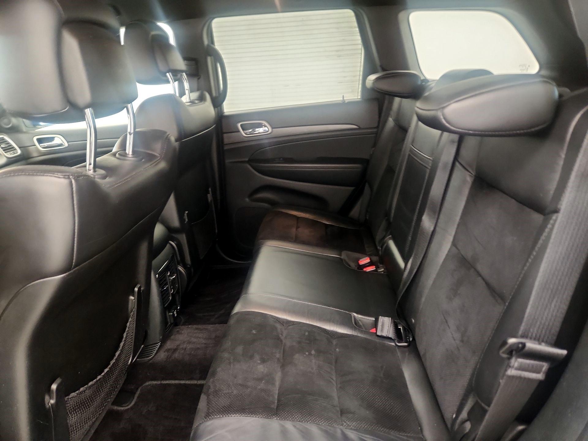 Thumbnail: 2018 Jeep Grand Cherokee - 20