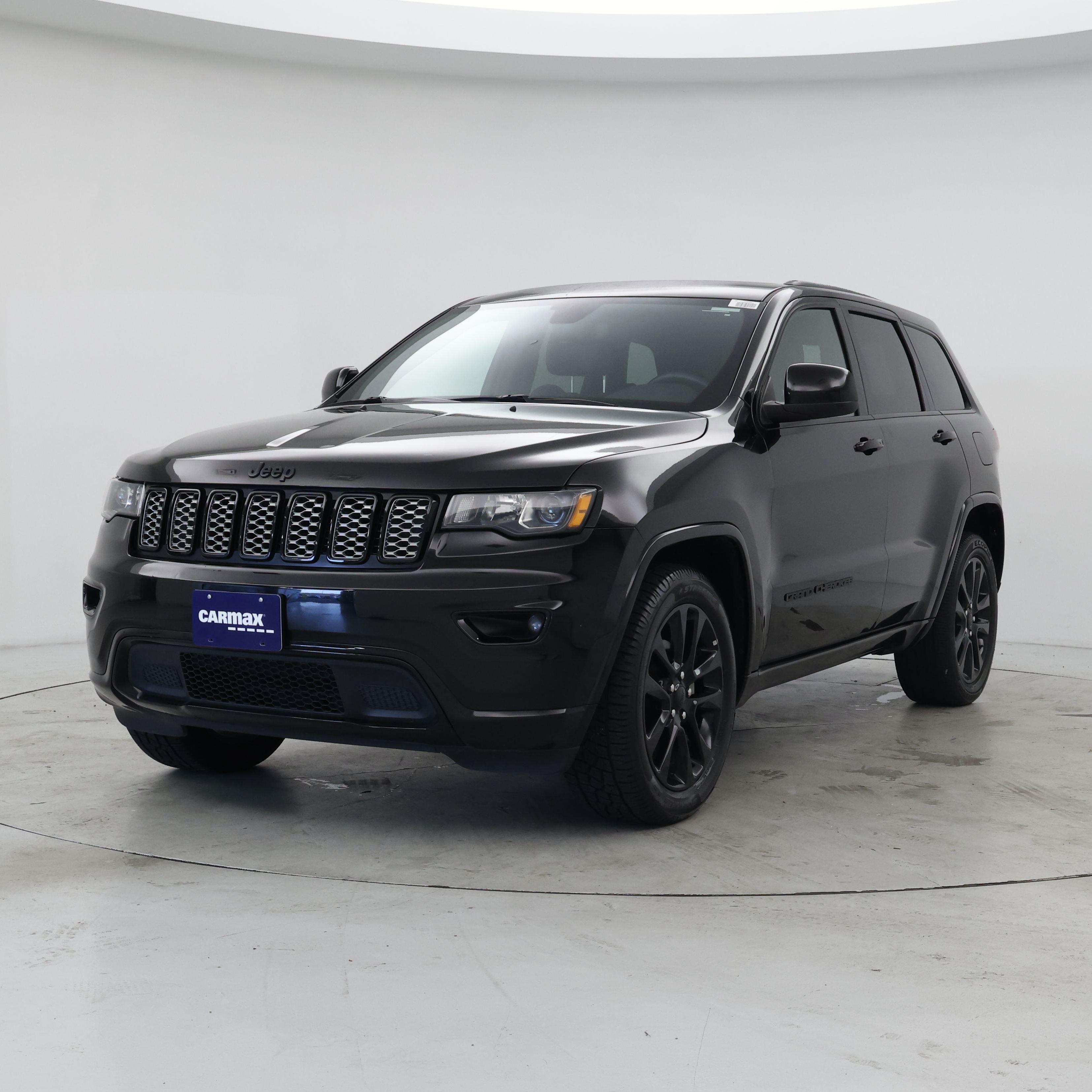 Thumbnail: 2018 Jeep Grand Cherokee - 4