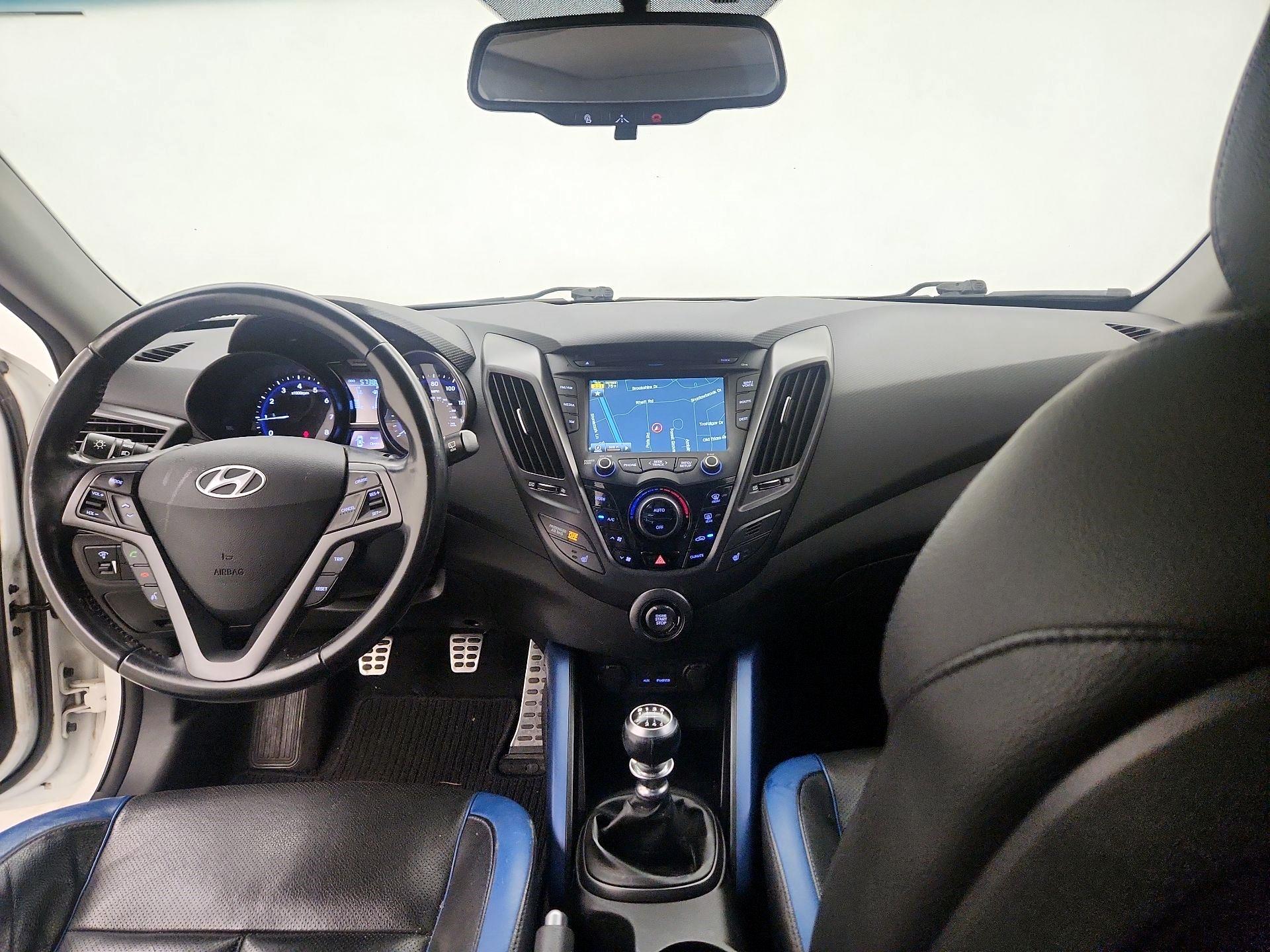 Thumbnail: 2014 Hyundai Veloster - 9