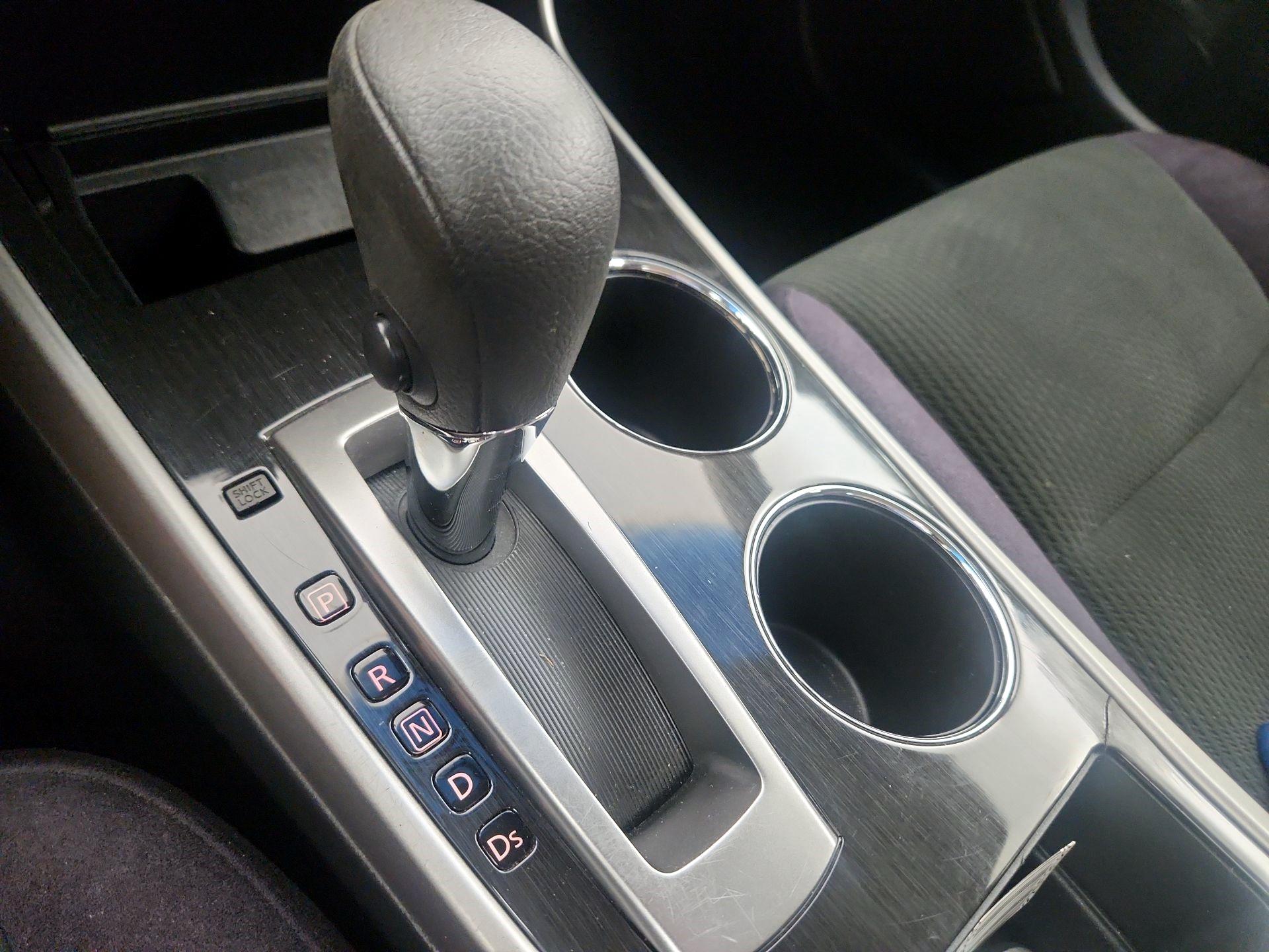 Thumbnail: 2013 Nissan Altima - 14