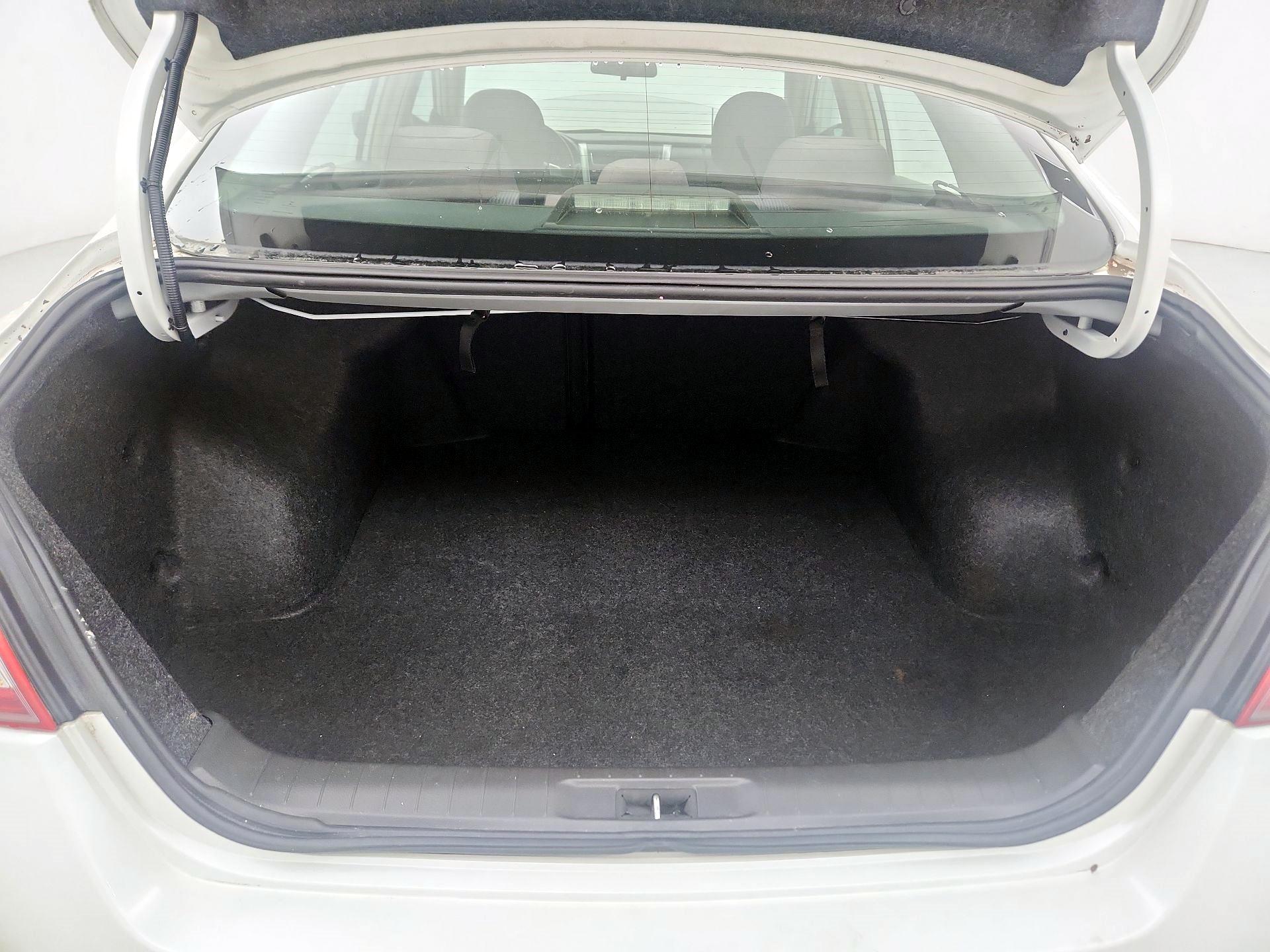 Thumbnail: 2013 Nissan Altima - 16
