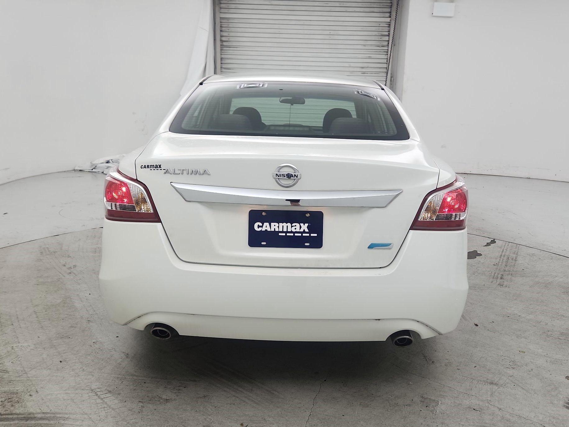 Thumbnail: 2013 Nissan Altima - 6