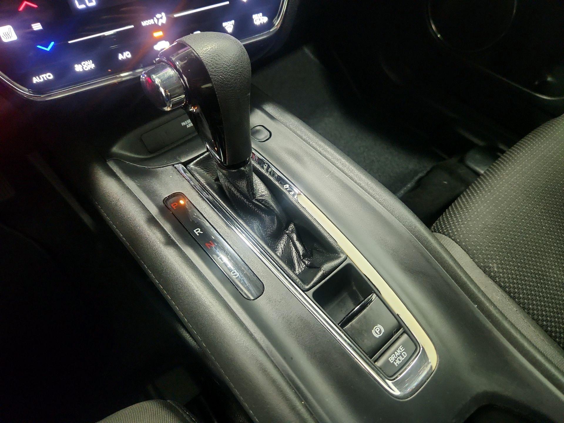 Thumbnail: 2022 Honda HR-V - 17