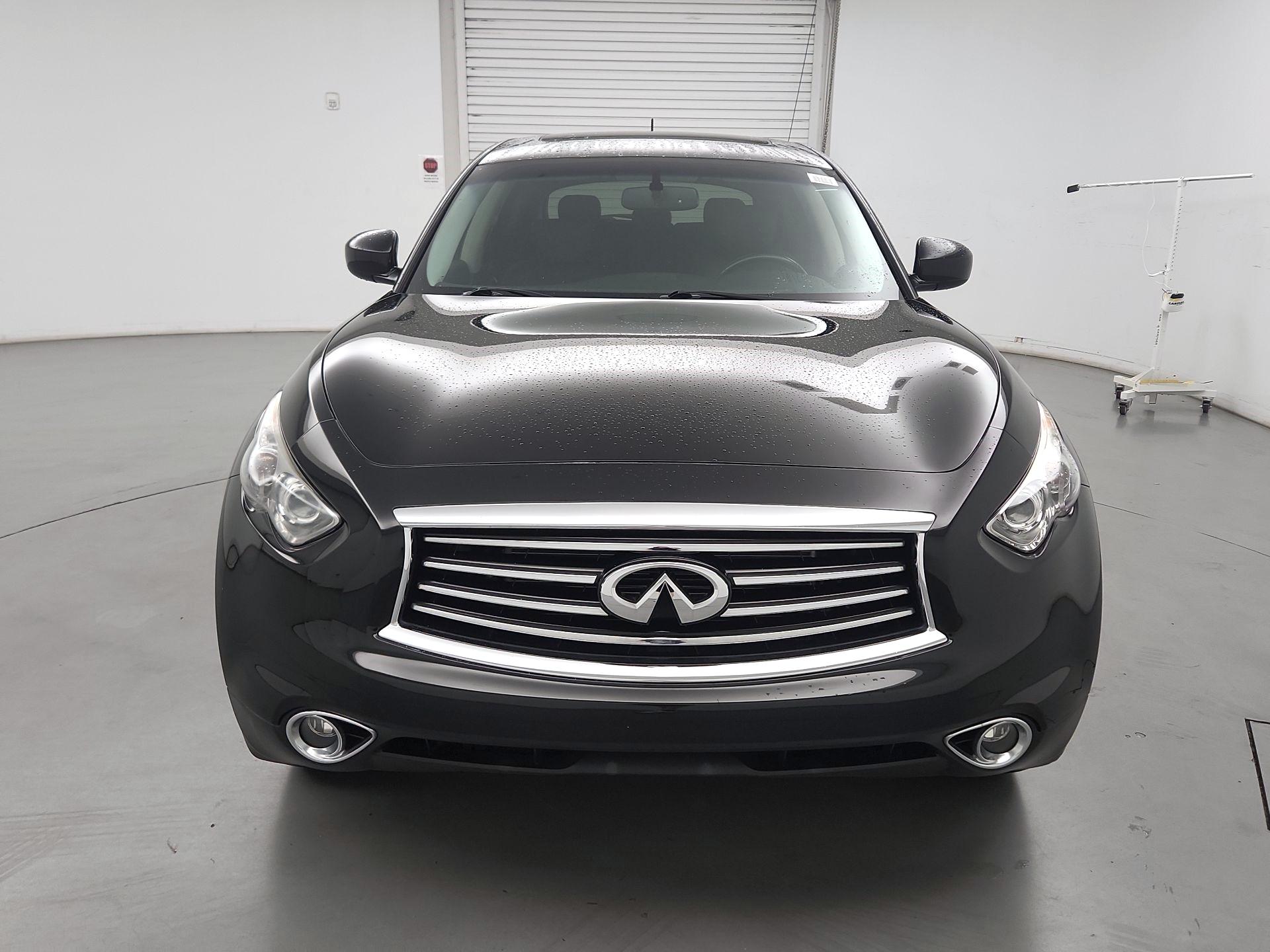 Thumbnail: 2016 INFINITI QX70 - 2