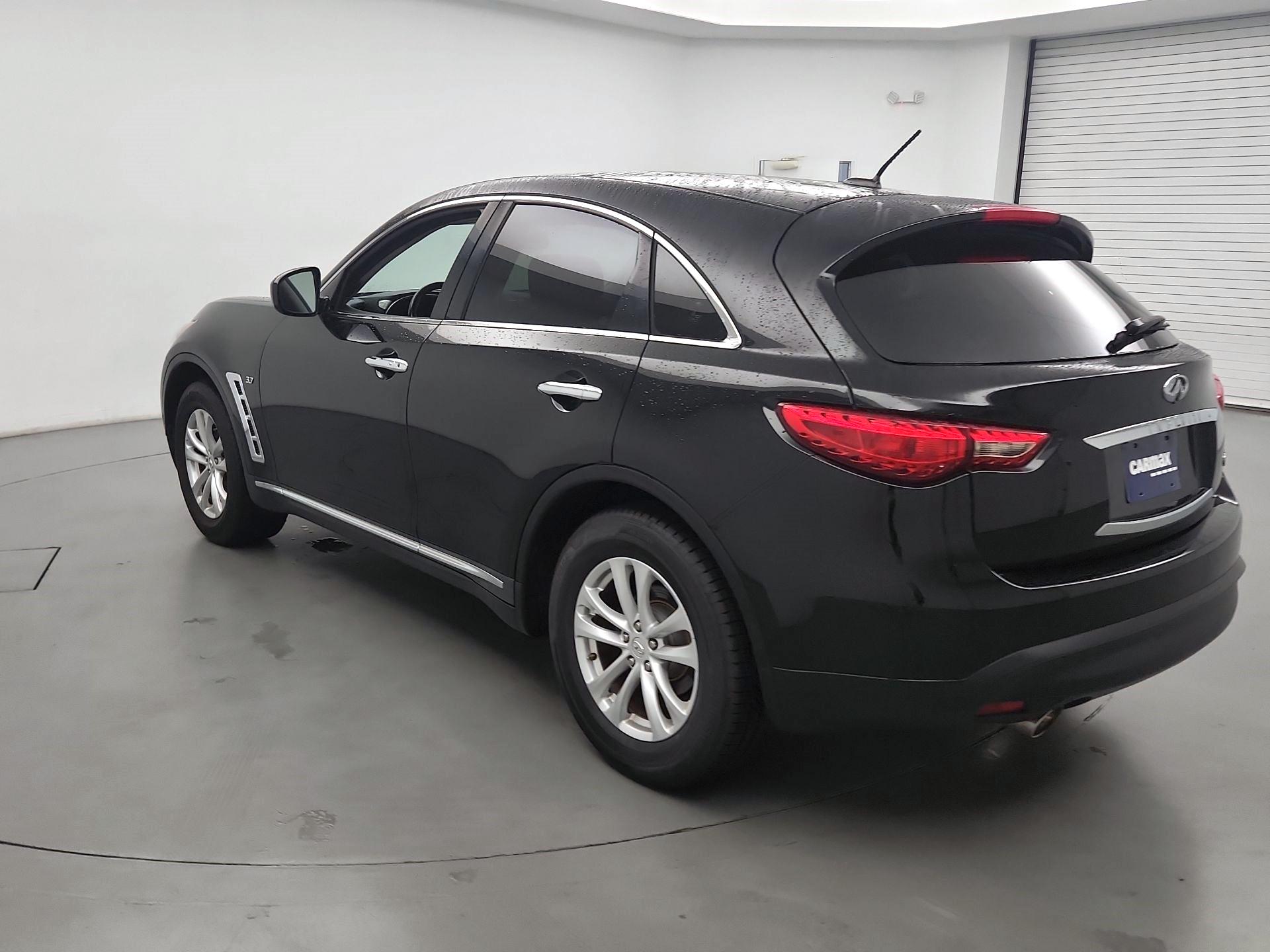 Thumbnail: 2016 INFINITI QX70 - 7
