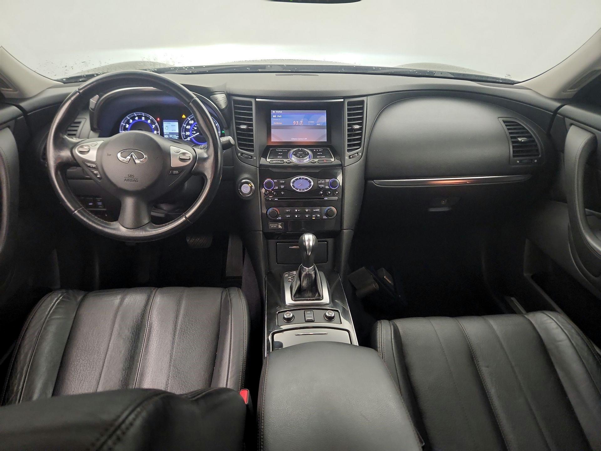 Thumbnail: 2016 INFINITI QX70 - 8