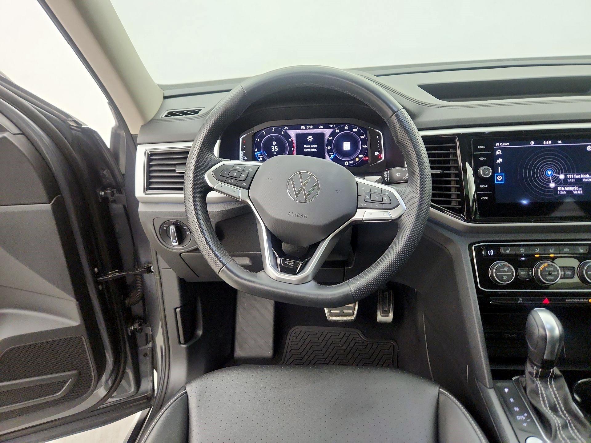 Thumbnail: 2023 Volkswagen Atlas - 10