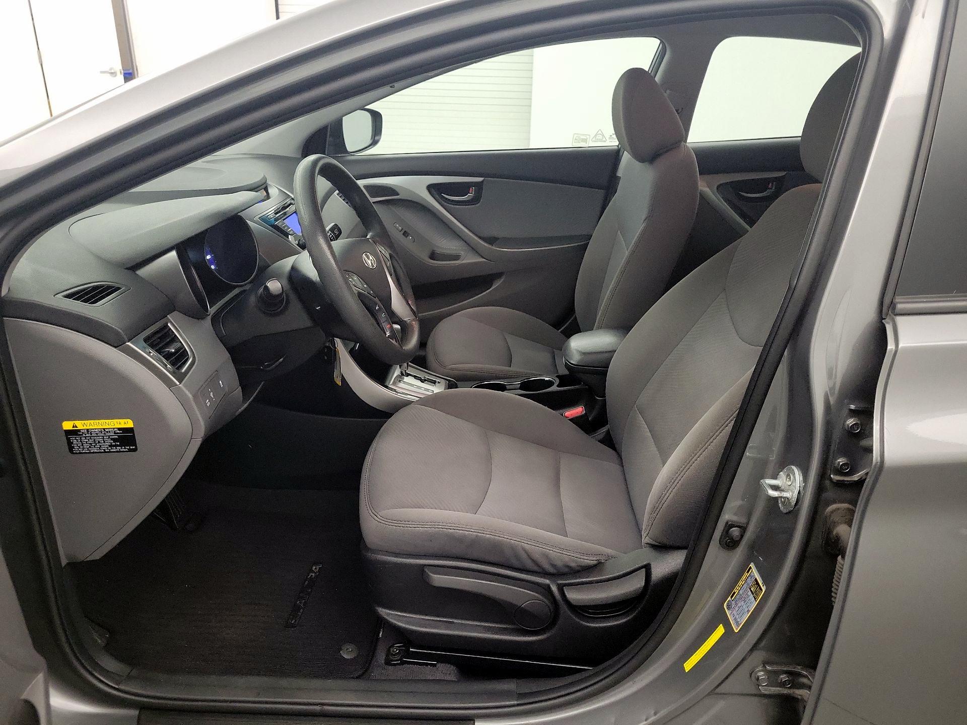 Thumbnail: 2013 Hyundai Elantra - 9