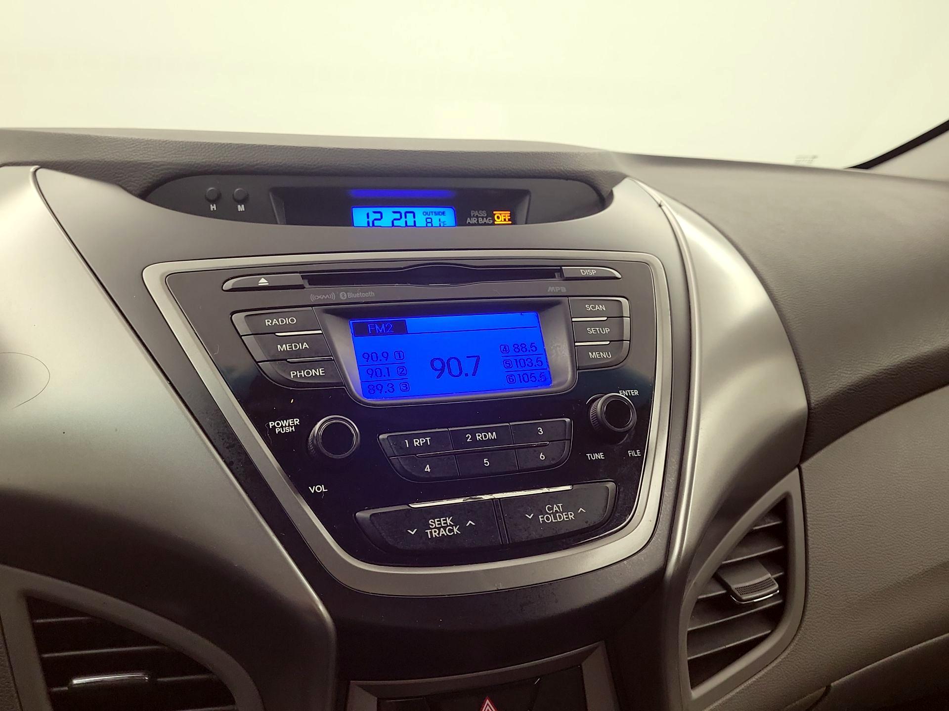 Thumbnail: 2013 Hyundai Elantra - 12