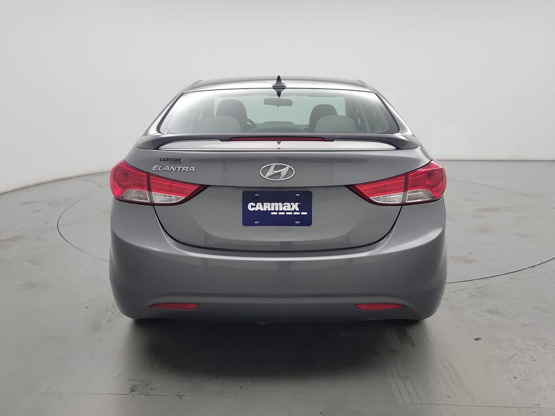 Thumbnail: 2013 Hyundai Elantra - 6