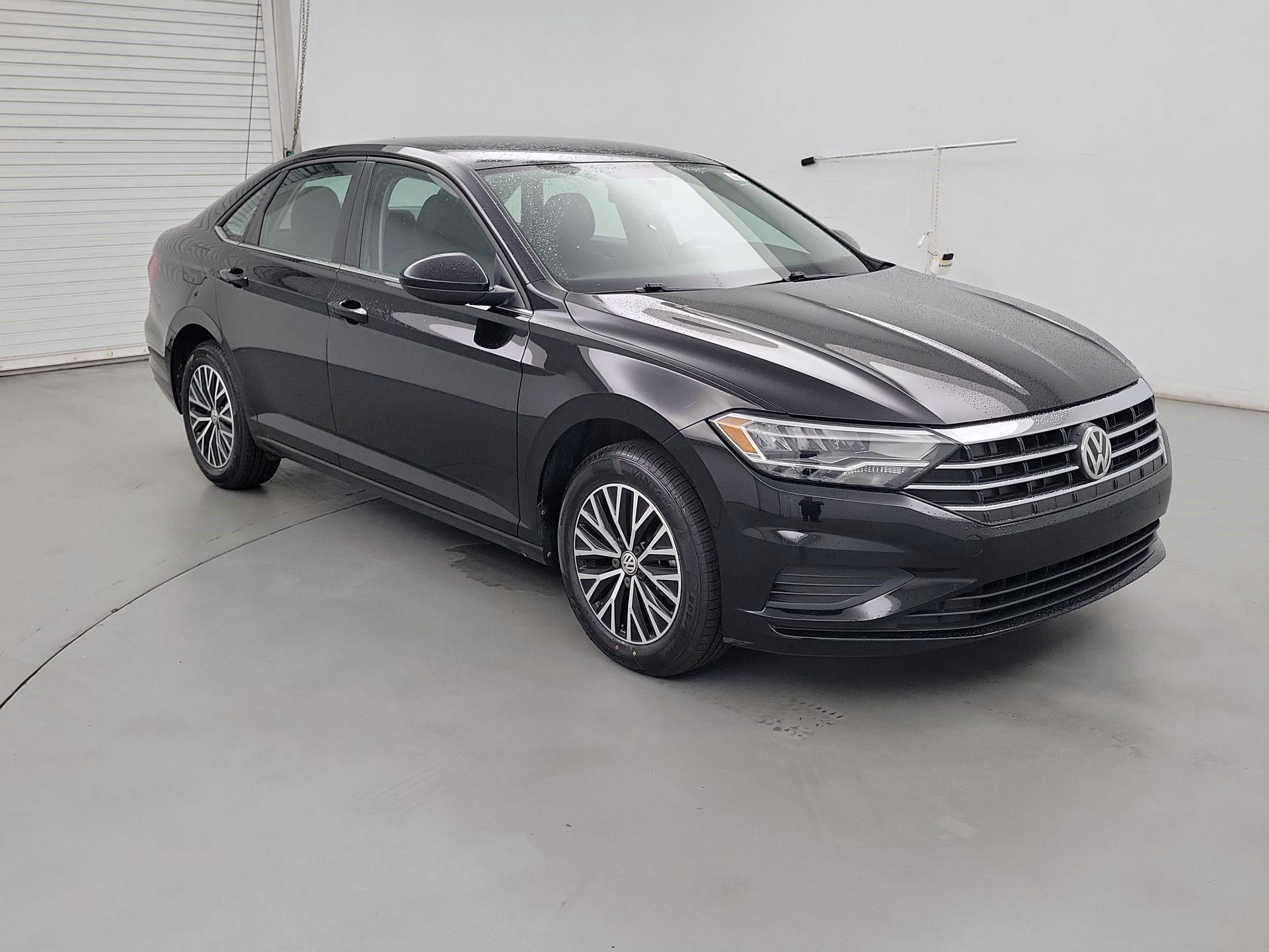 Thumbnail: 2021 Volkswagen Jetta - 1